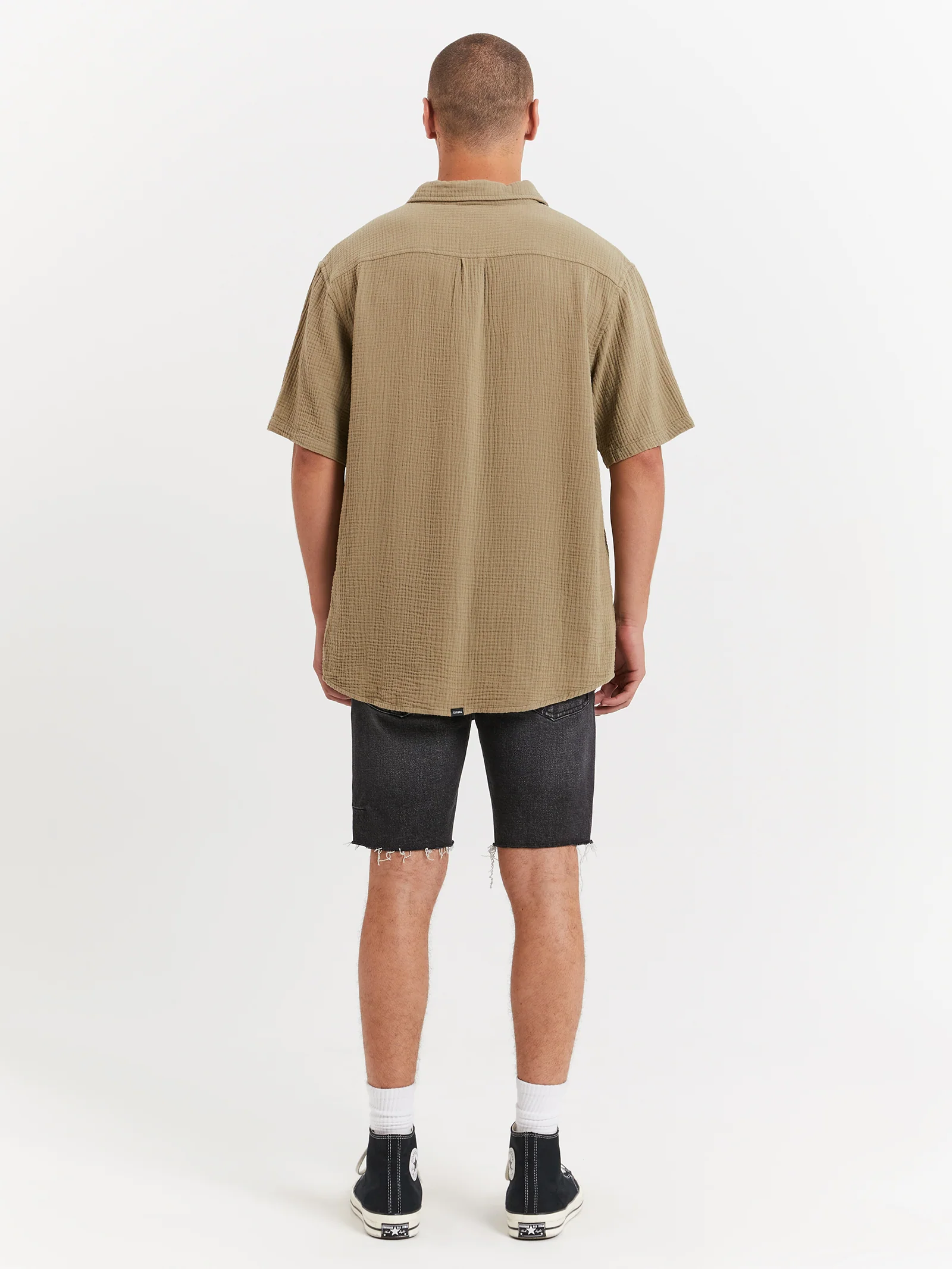 Minimal Seersucker Short Sleeve Shirt - Image 7