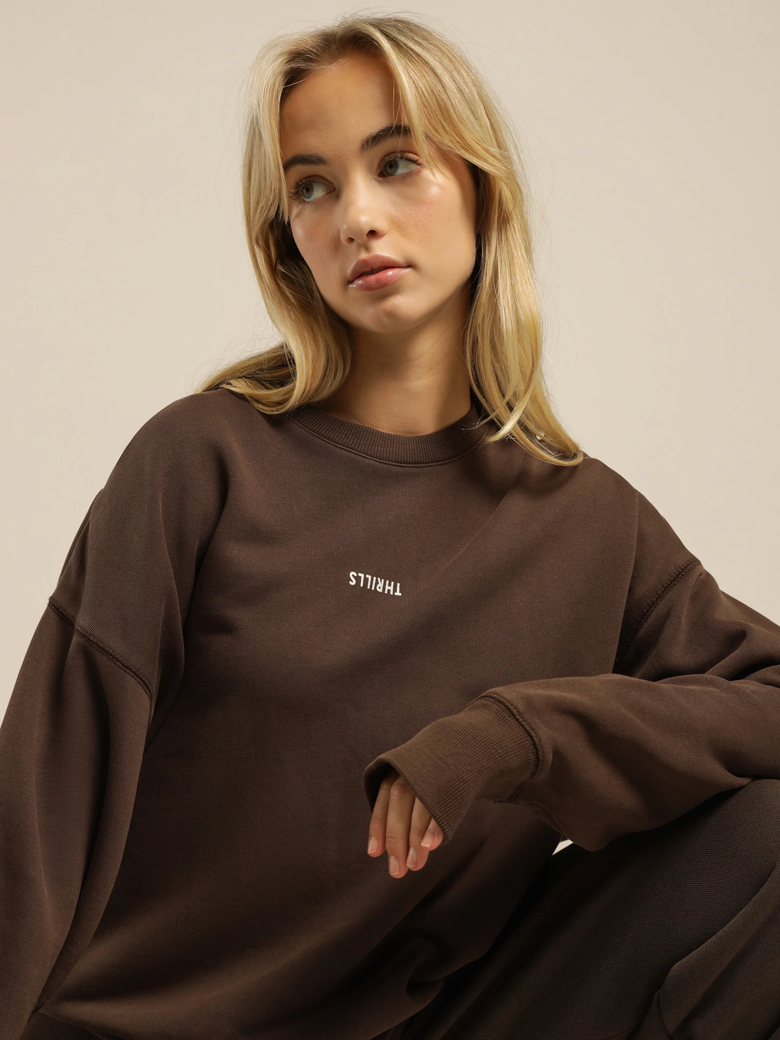 Minimal Thrills Crew - Image 4