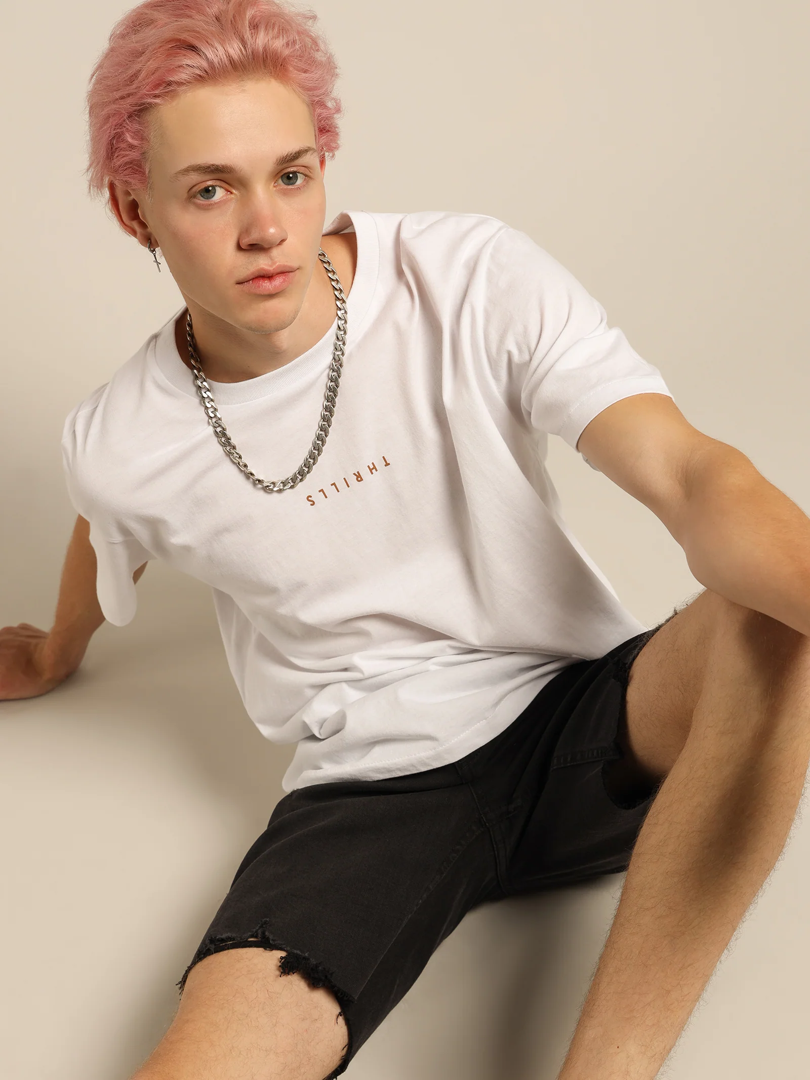 Minimal Thrills Merch Fit T-Shirt - Image 4