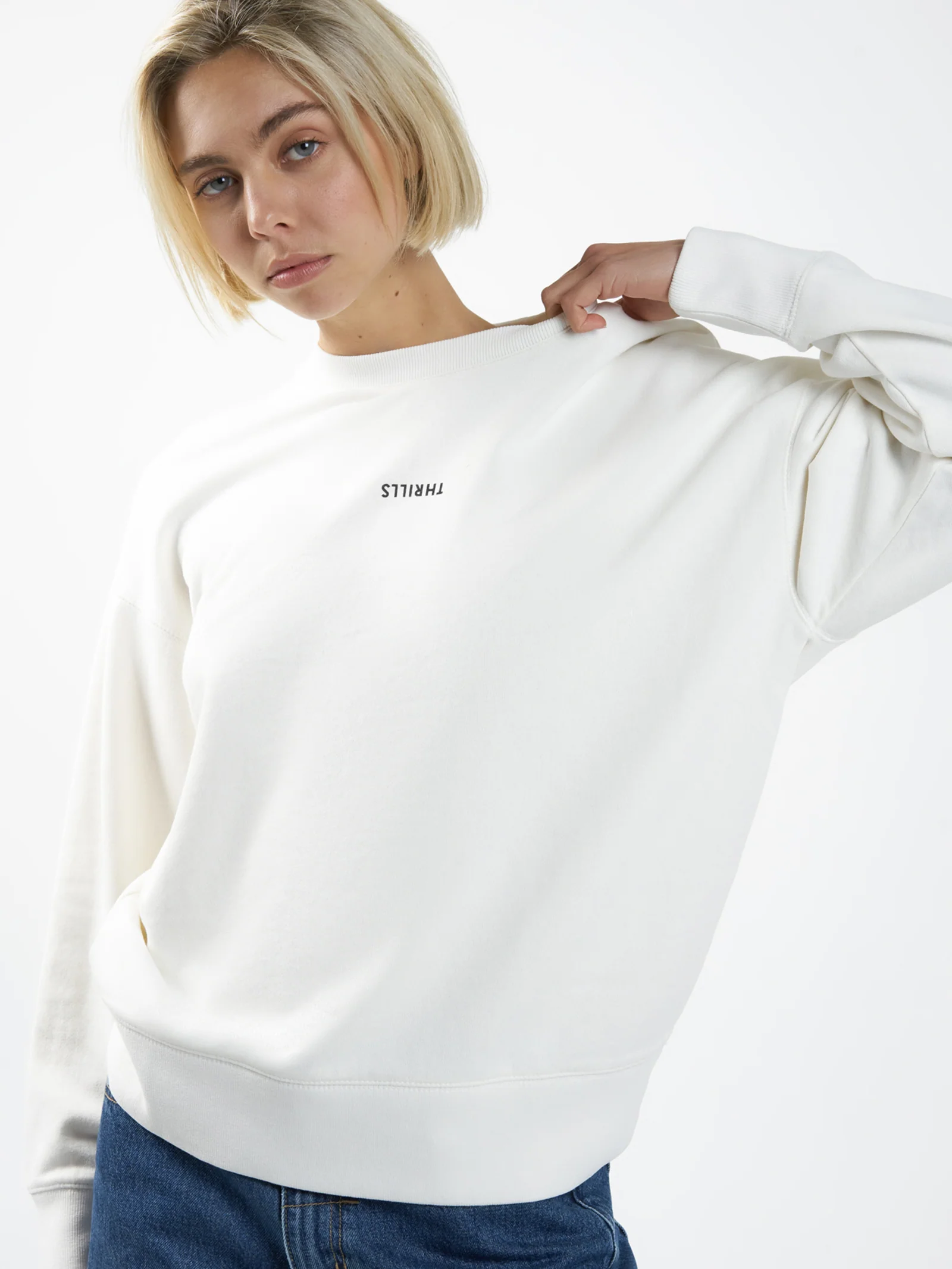 Minimal Thrills Slouch Crew - Image 3