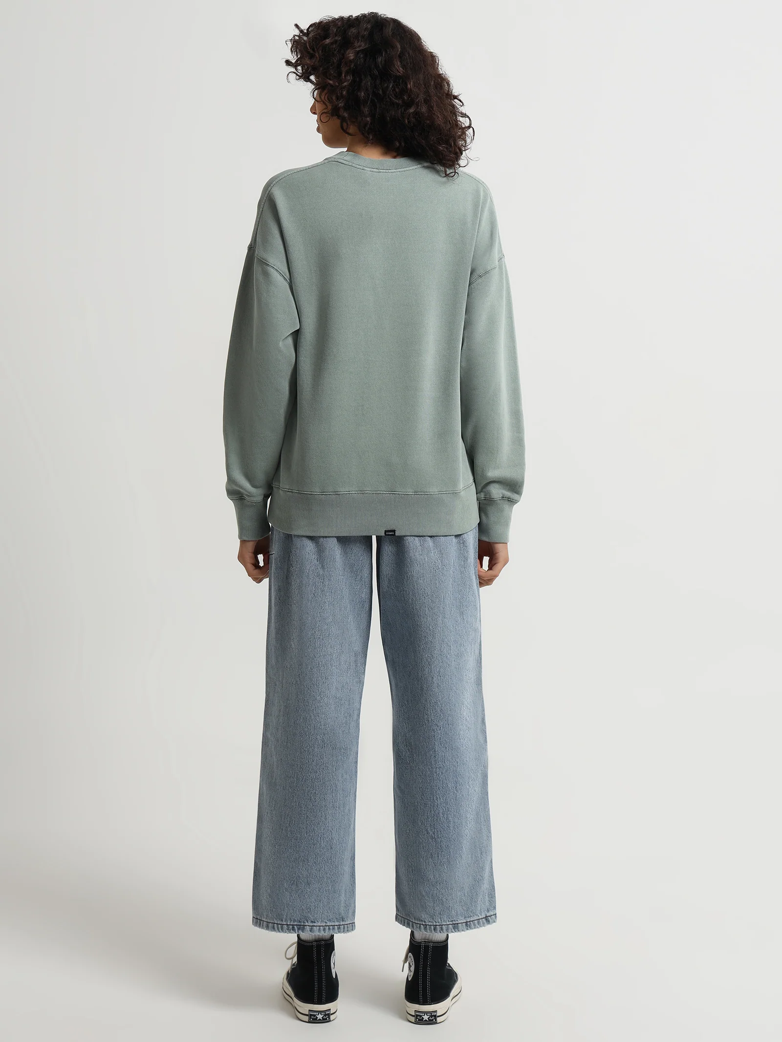 Minimal Thrills Slouch Crew - Image 5
