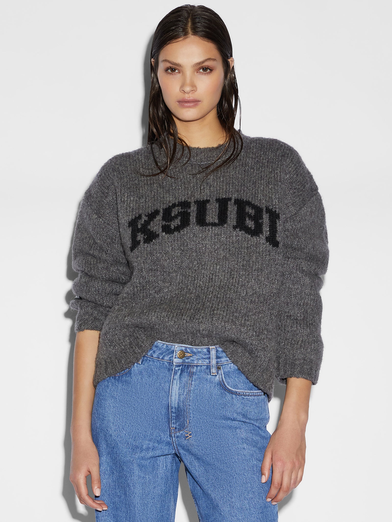 Moment Sweater Charcoal