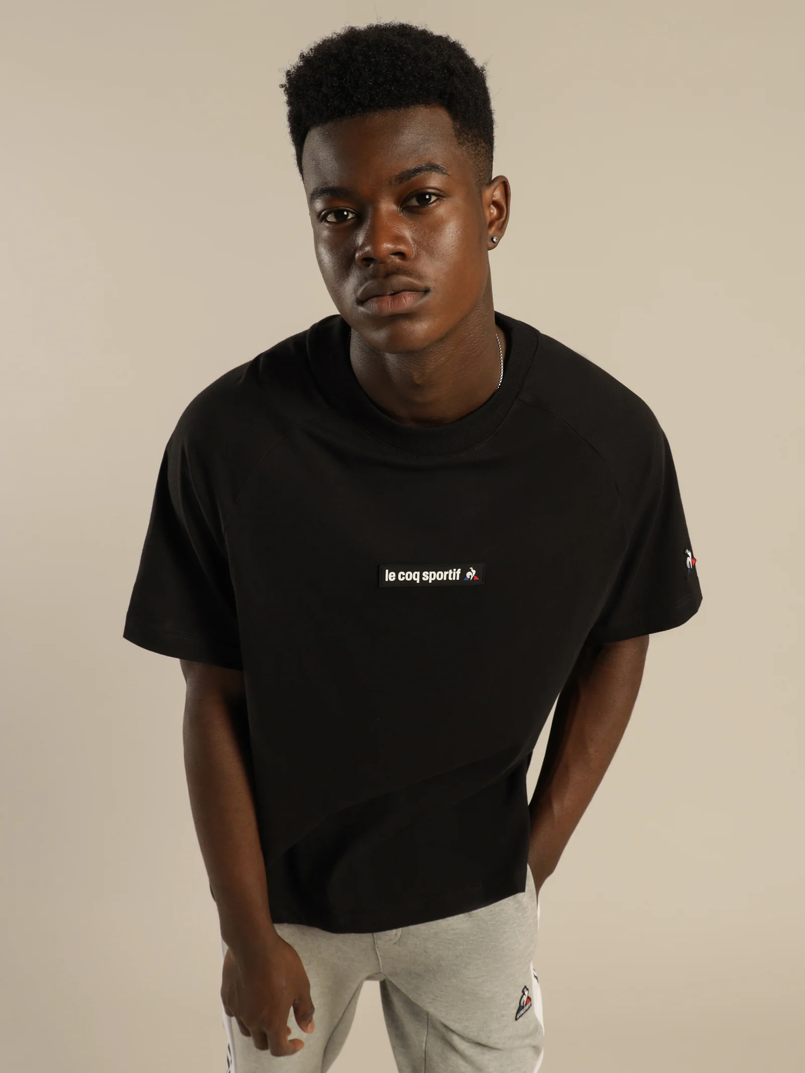 Monde Raglan T-Shirt