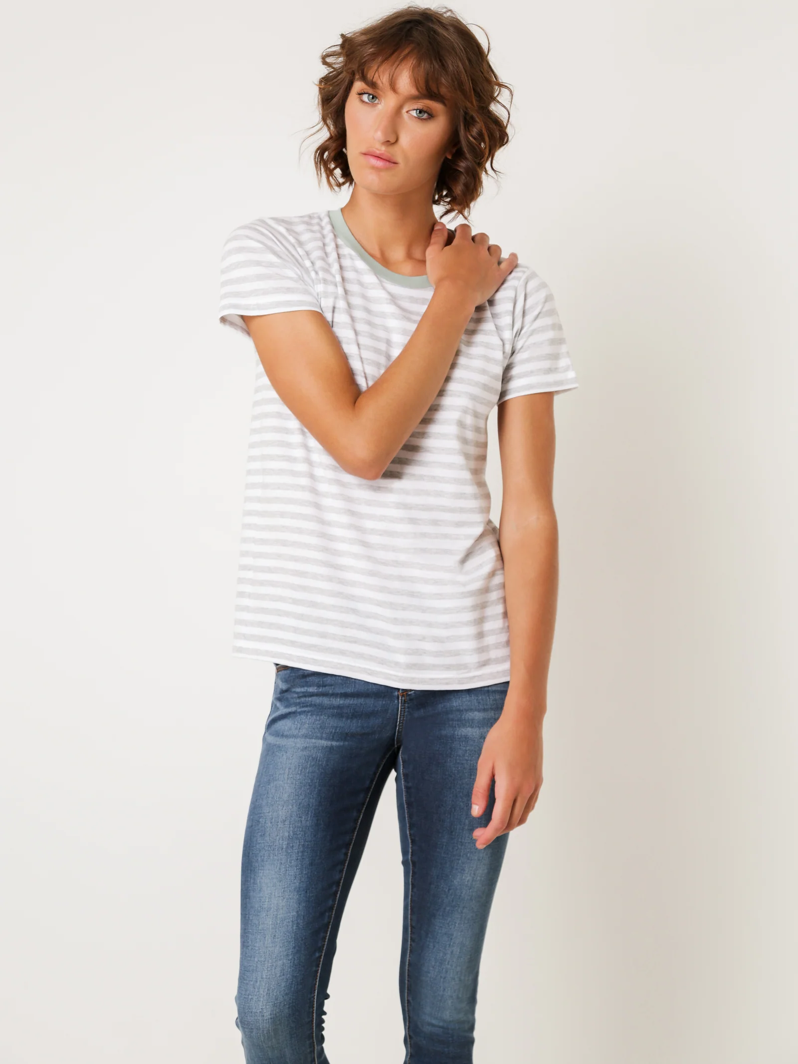 Monroe Ringer T-Shirt - Image 2