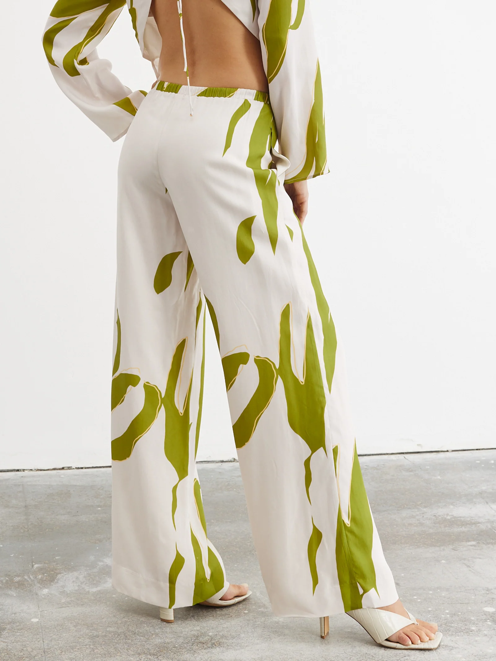 Motion Pants - Image 3