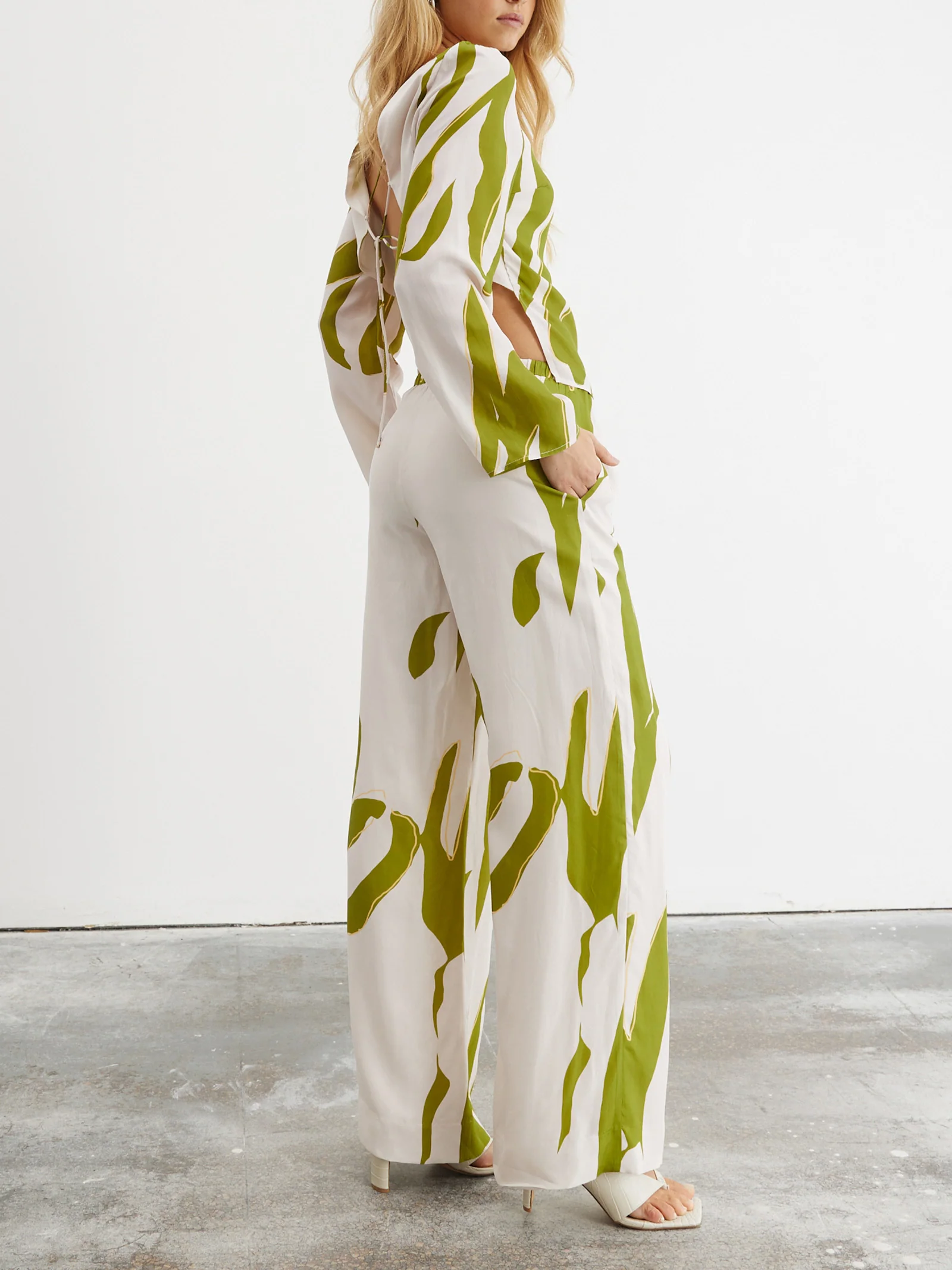 Motion Pants - Image 4