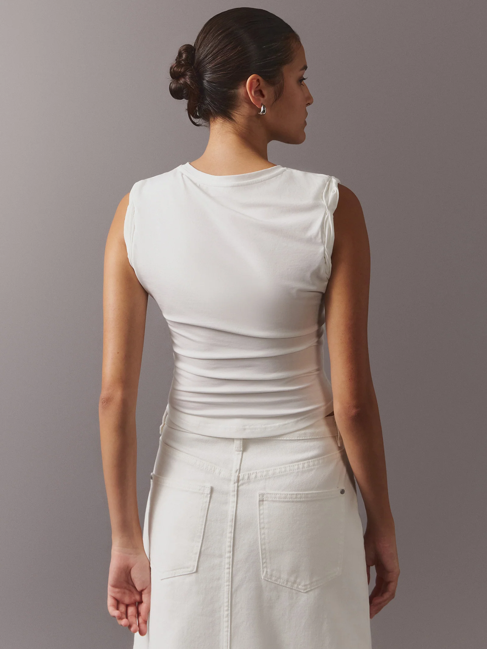 Curved Hem Tank Top - Image 5