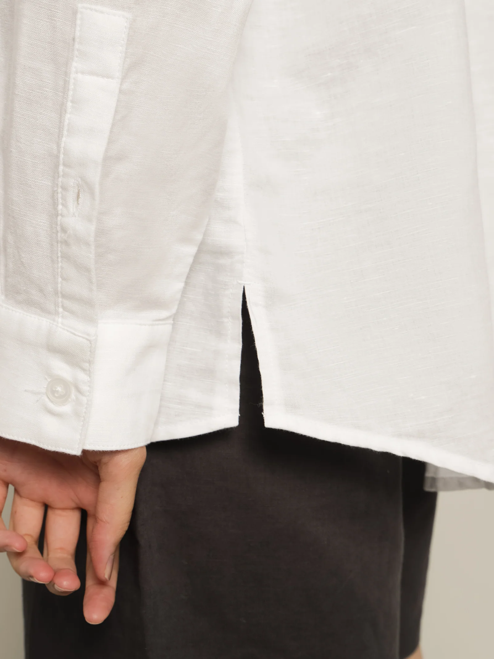 Naya Cotton Longline Shirt - Image 5
