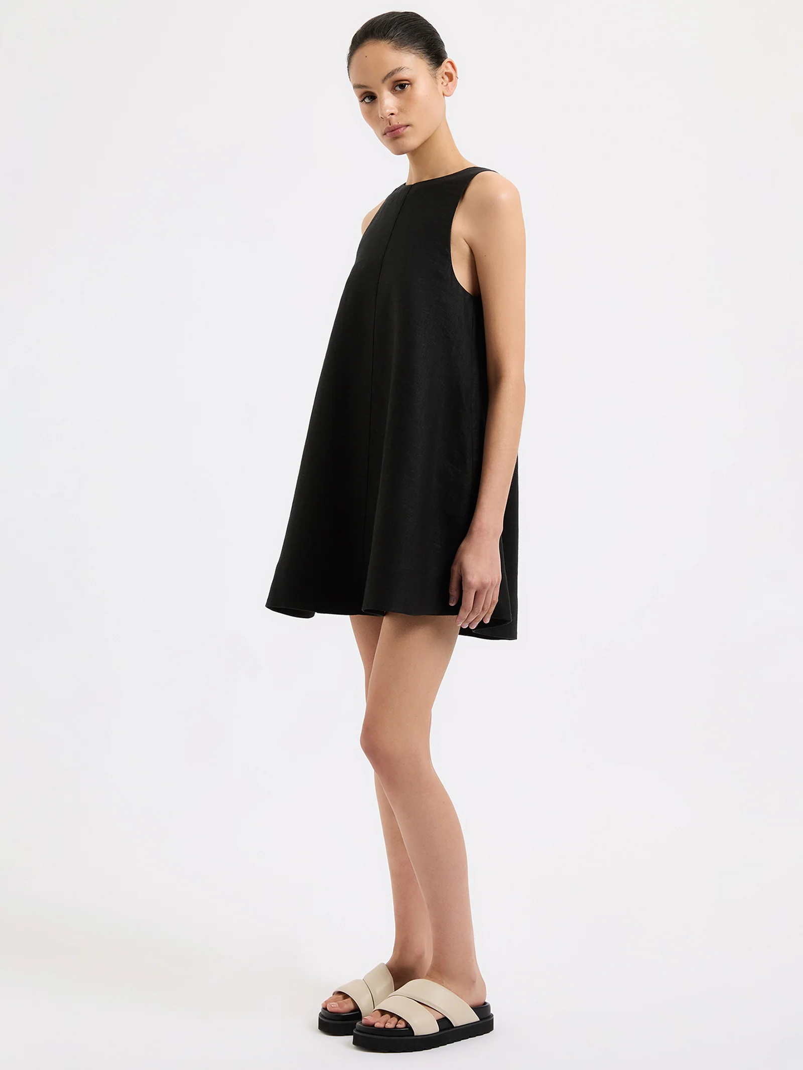 Nemi Linen Dress - Image 4