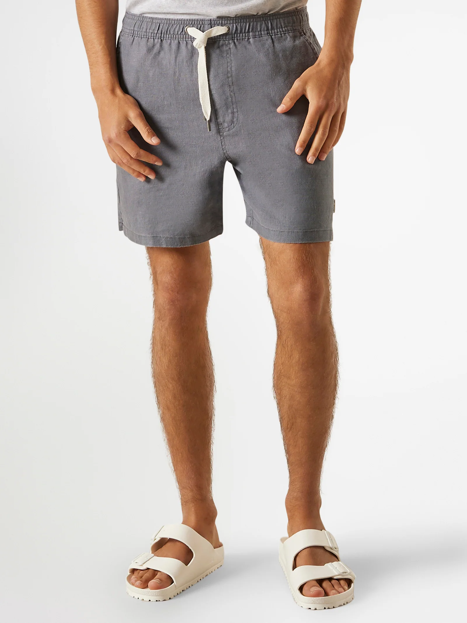 Nero Linen Shorts