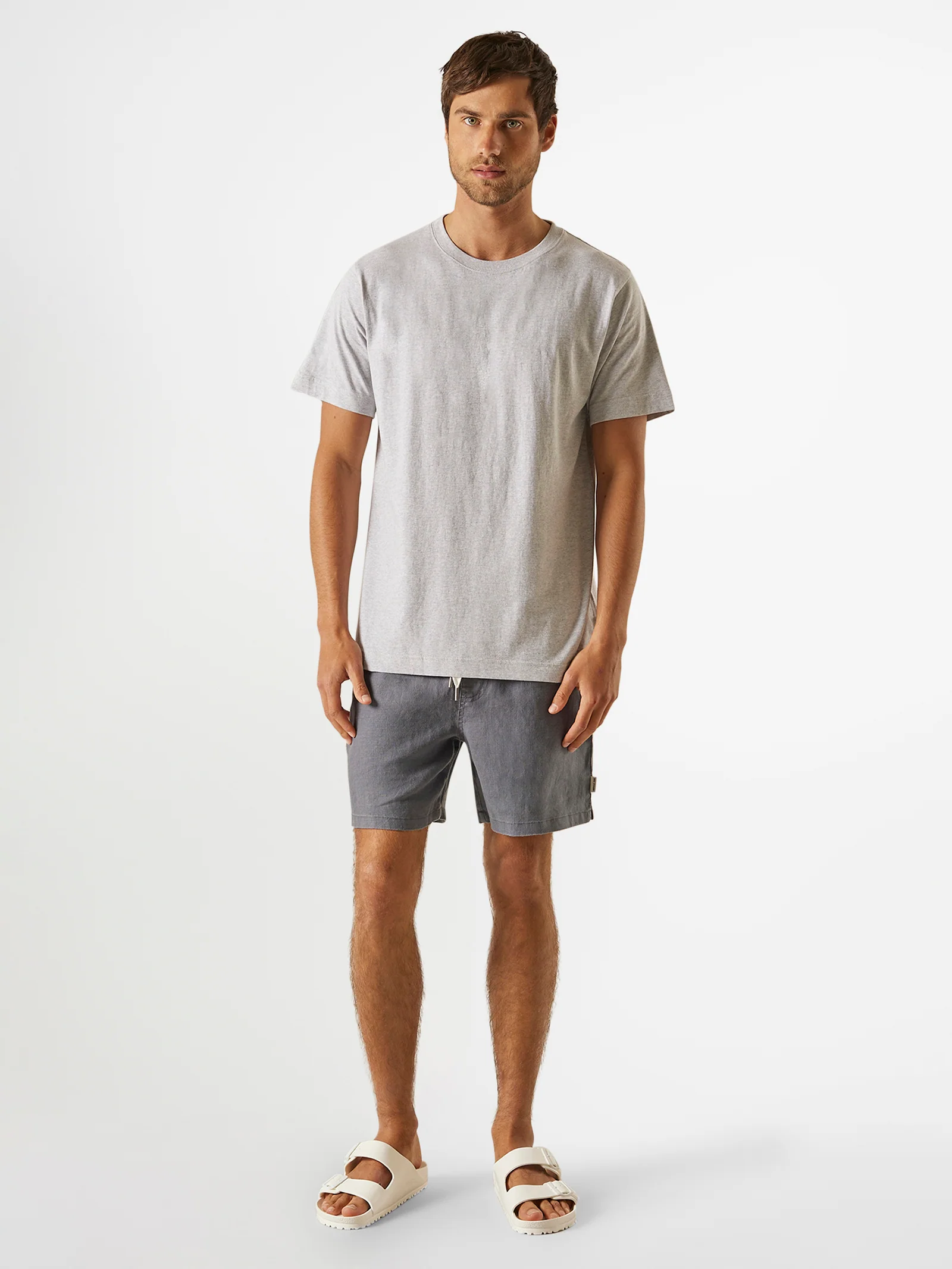 Nero Linen Shorts - Image 2
