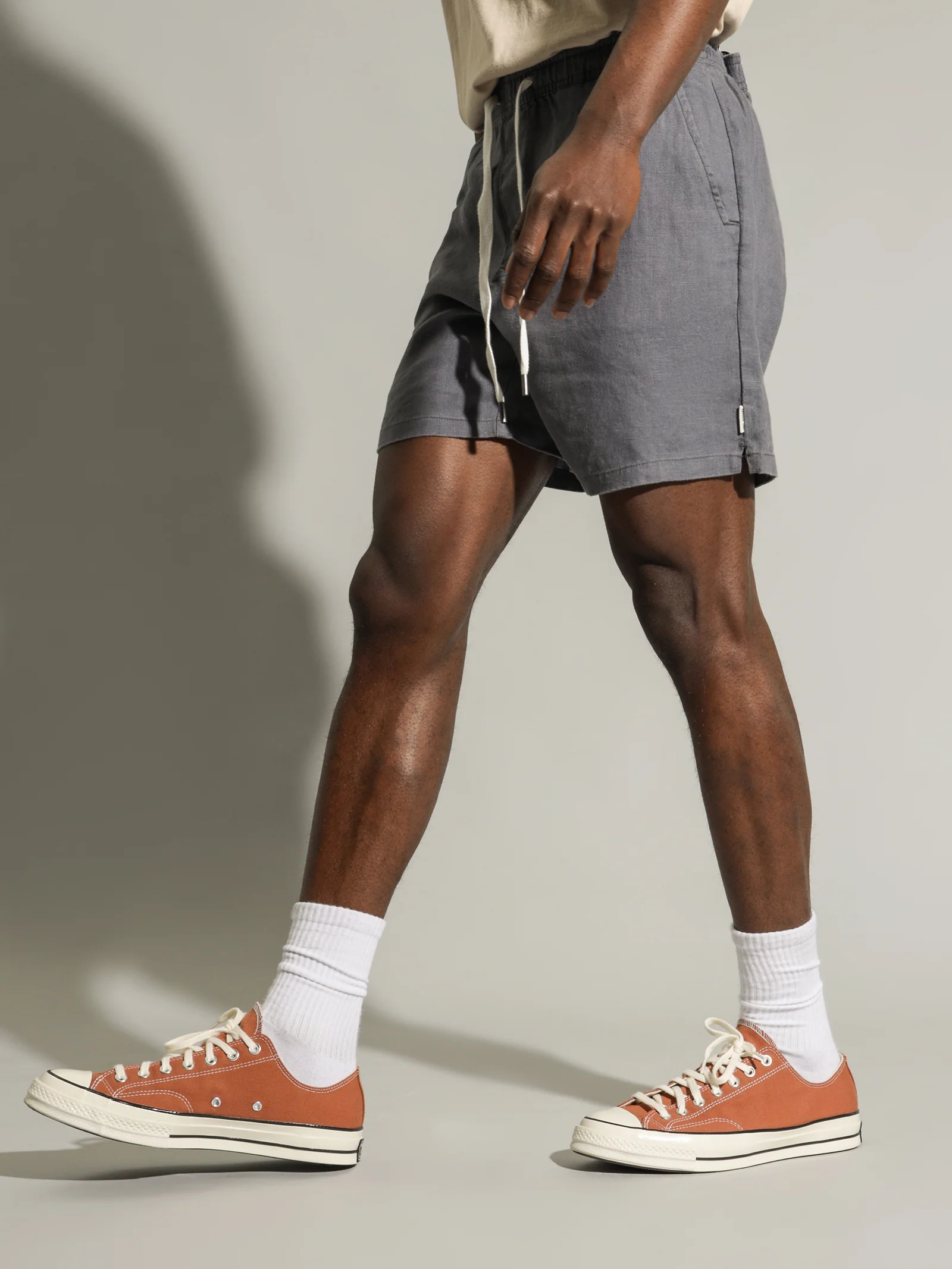 Nero Linen Shorts - Image 3