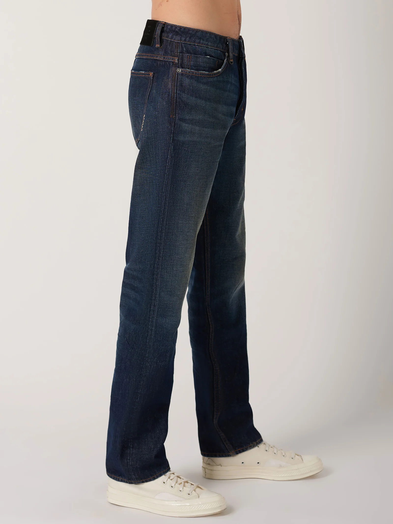Liam Loose Serial - Image 3