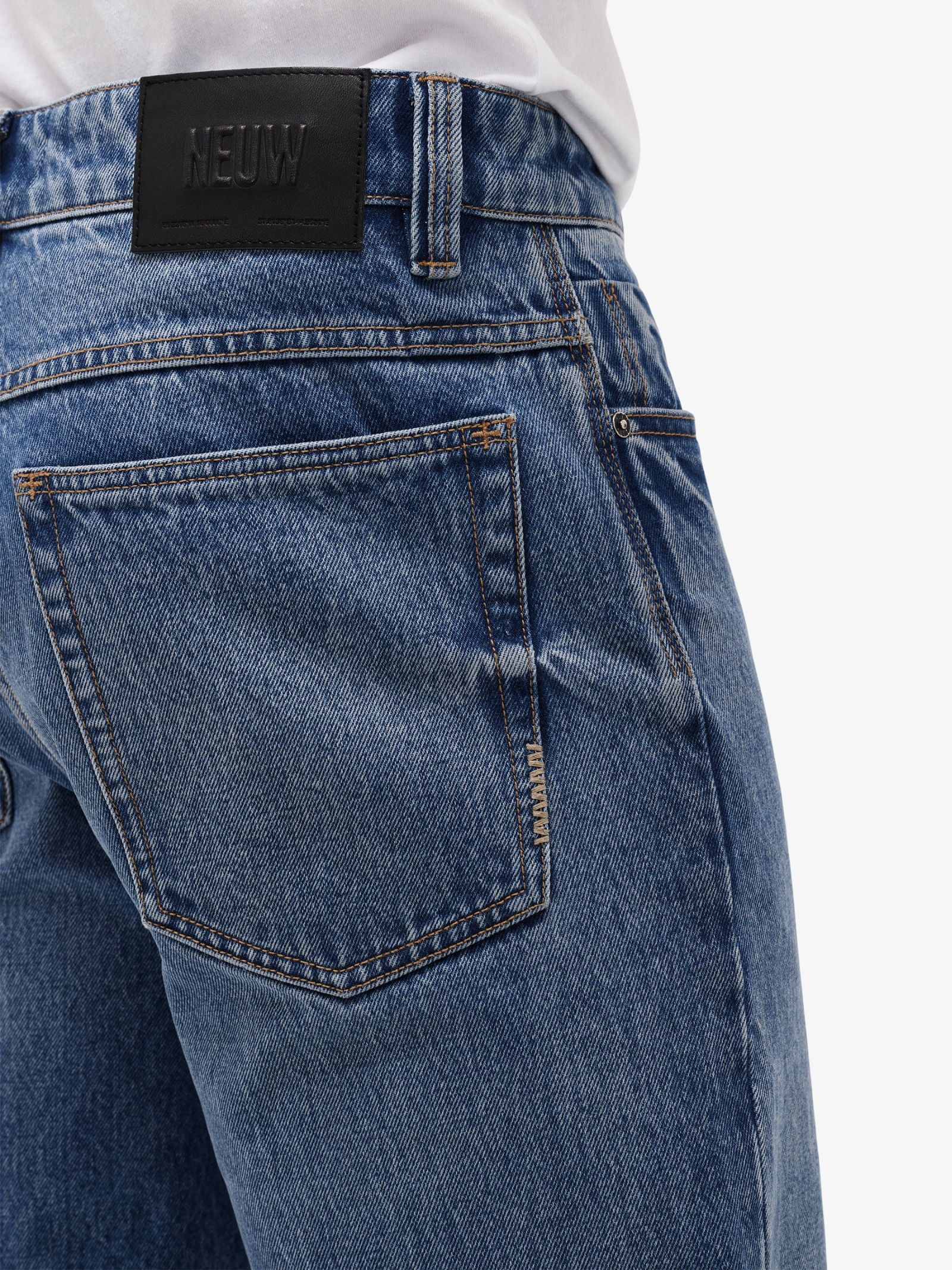 Liam Relaxed Nimes Jeans - Image 4