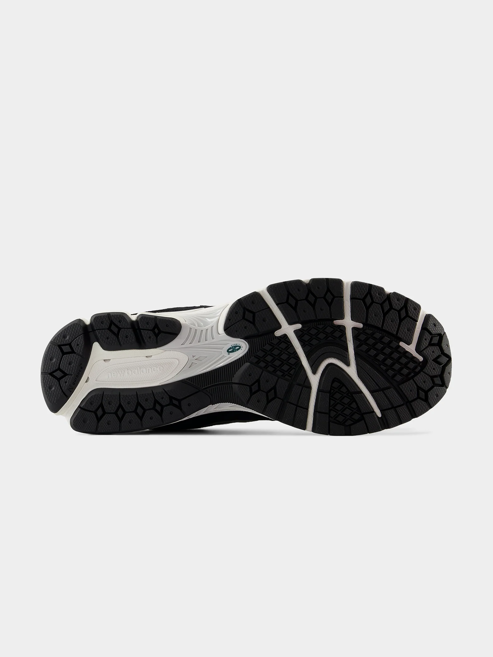 Unisex 2002 Sneaker - Image 6