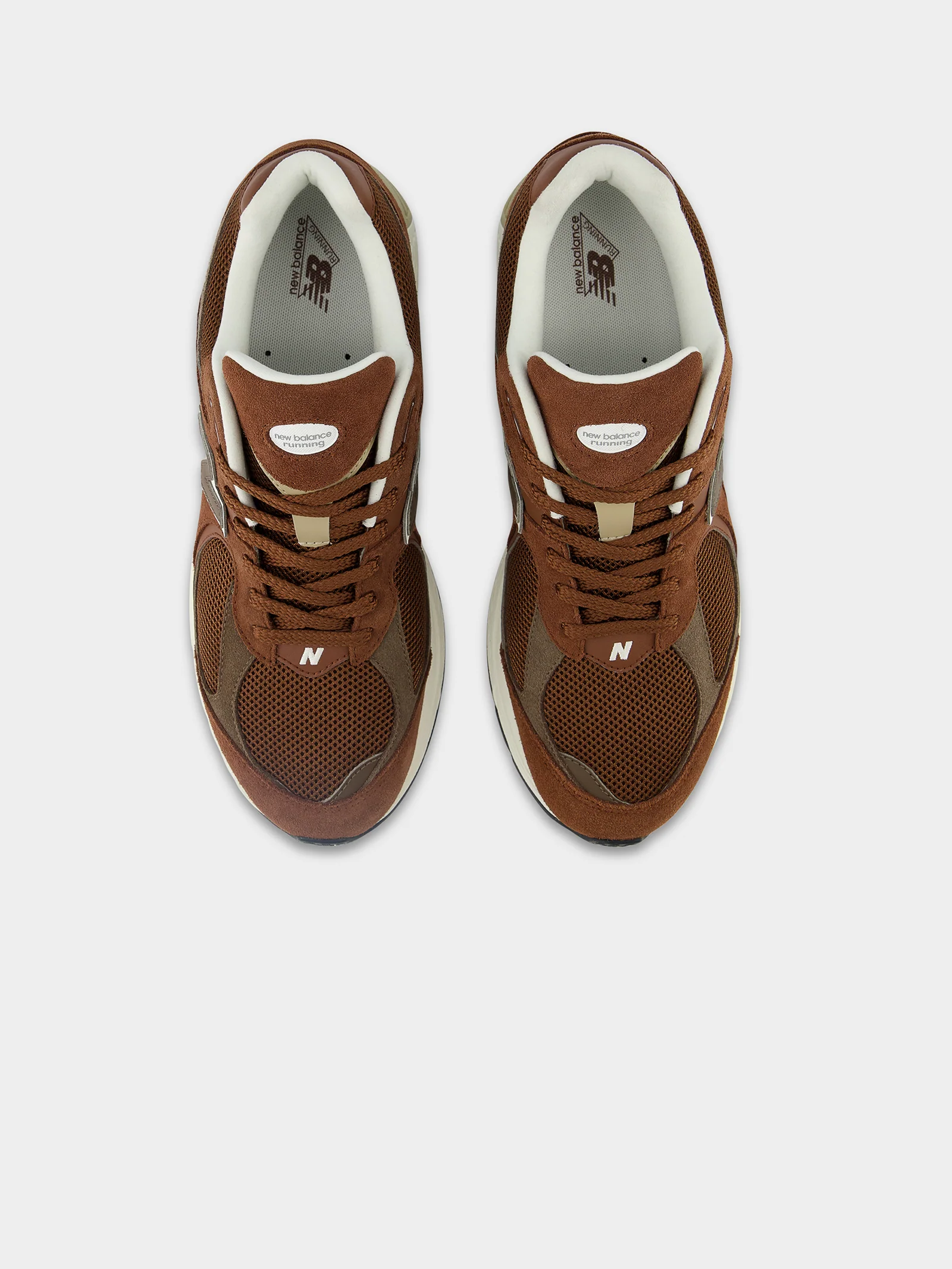 Unisex 2002 Sneaker - Image 3