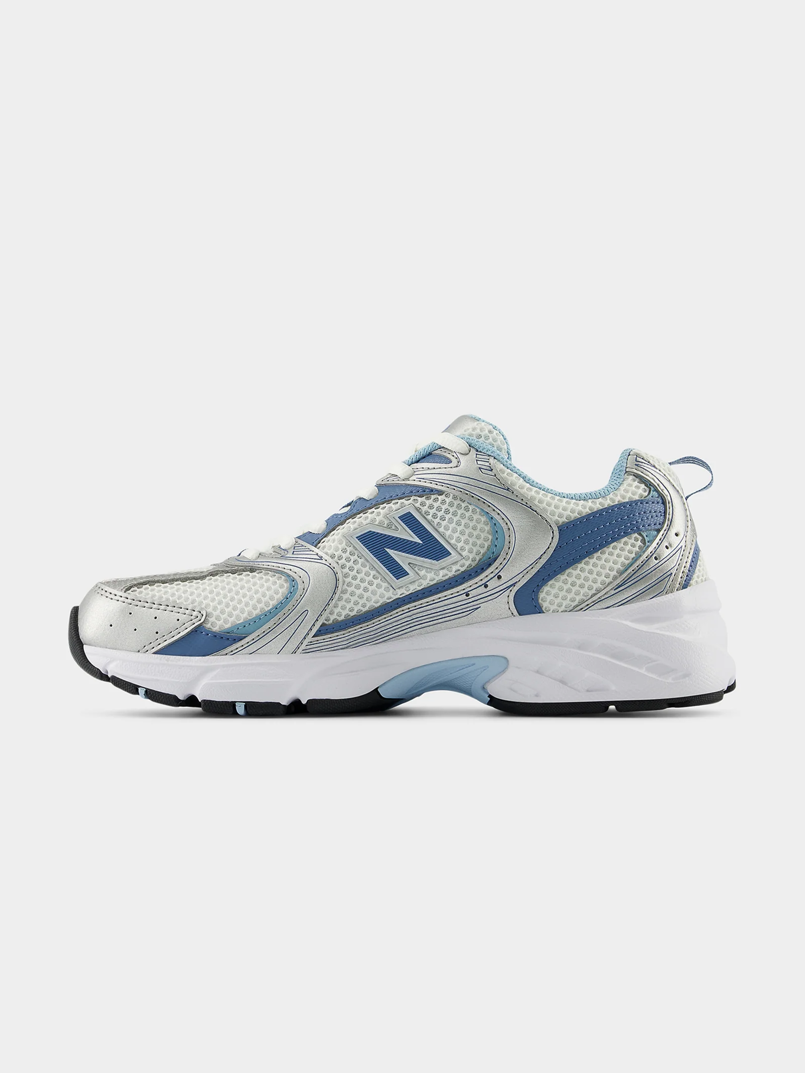Unisex 530 Sneakers - Image 3