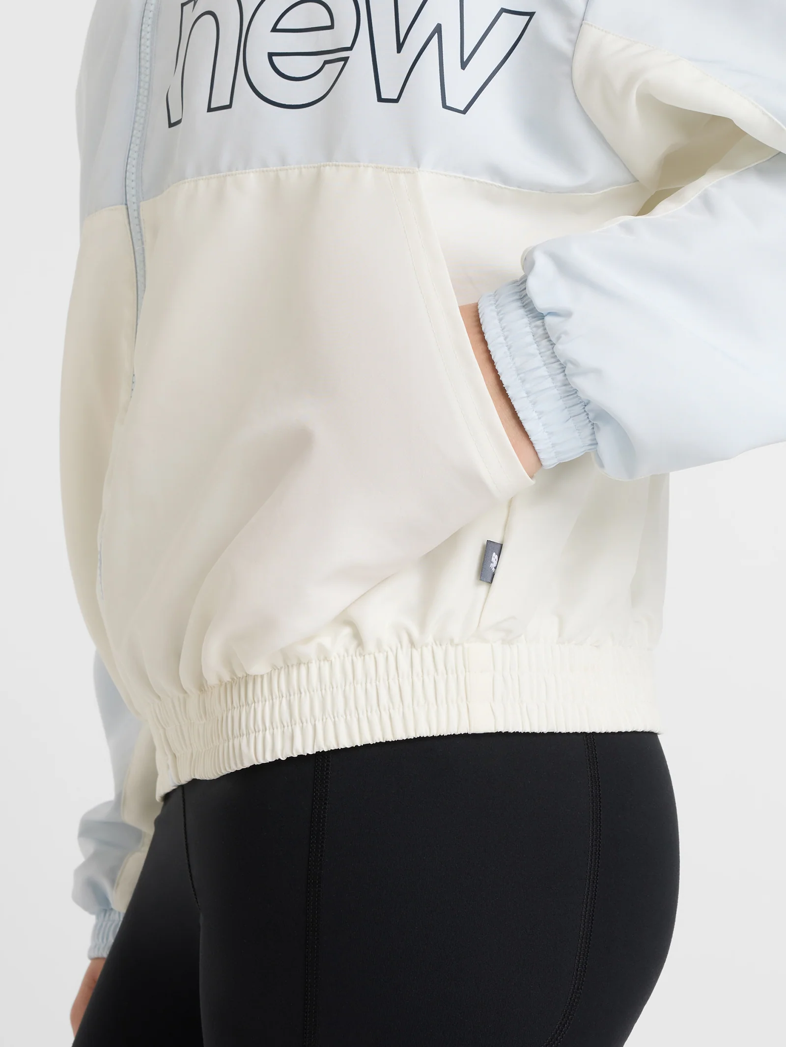Color Blocked Woven Jacket - Image 3