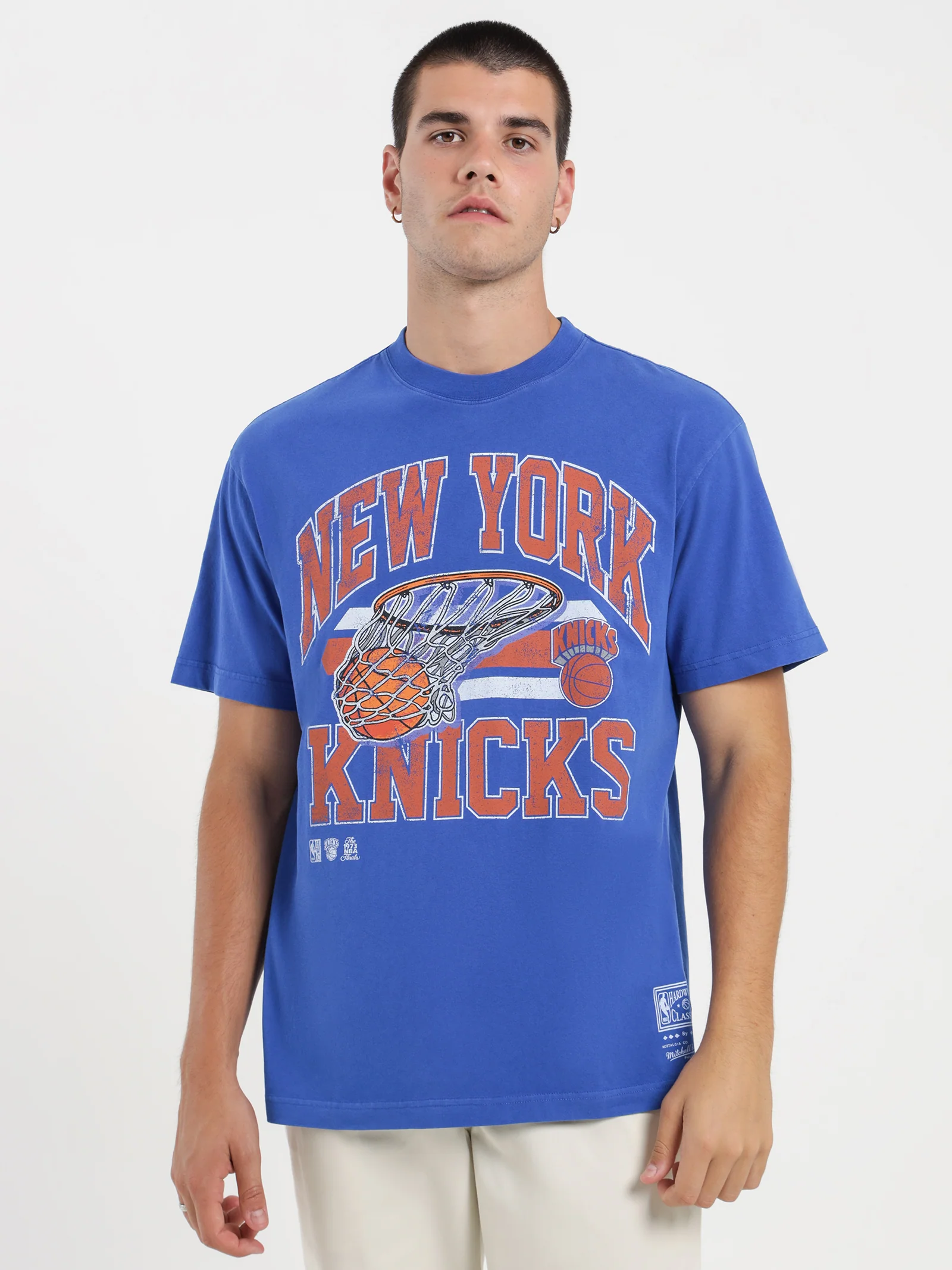 New York Knicks Bucket T-Shirt - Image 3