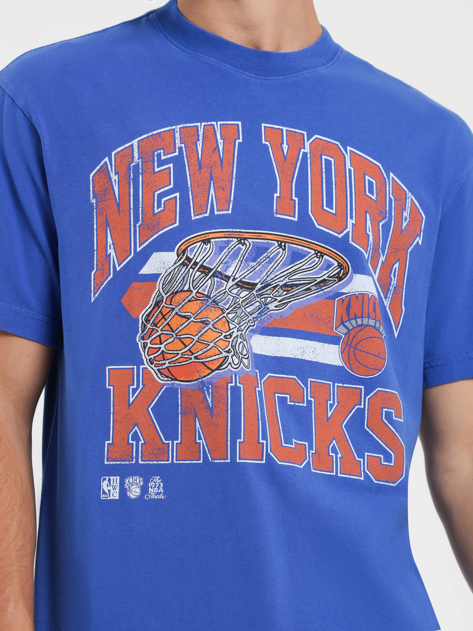 New York Knicks Bucket T-Shirt - Image 4