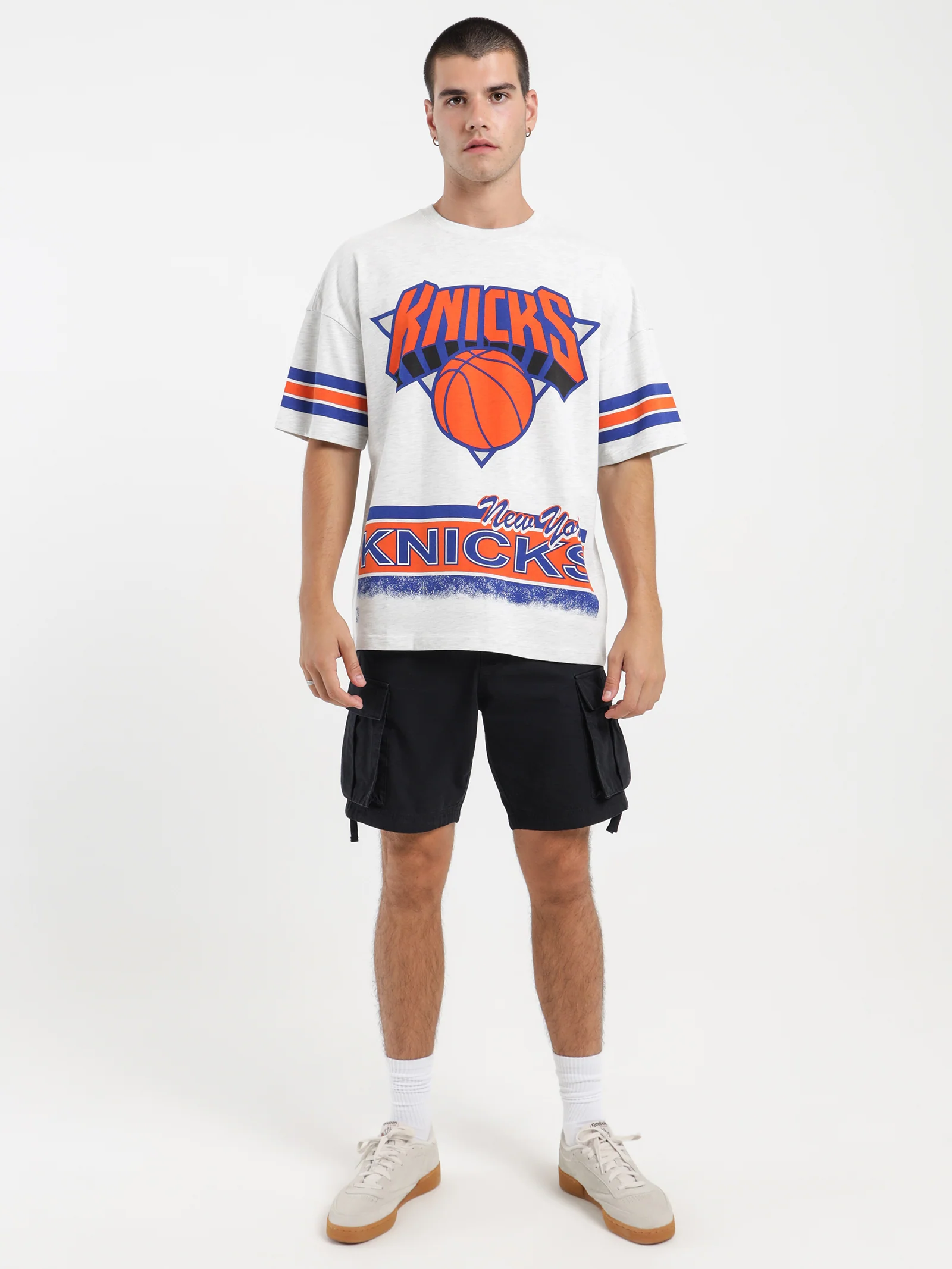 New York Knicks Logo T-Shirt - Image 5