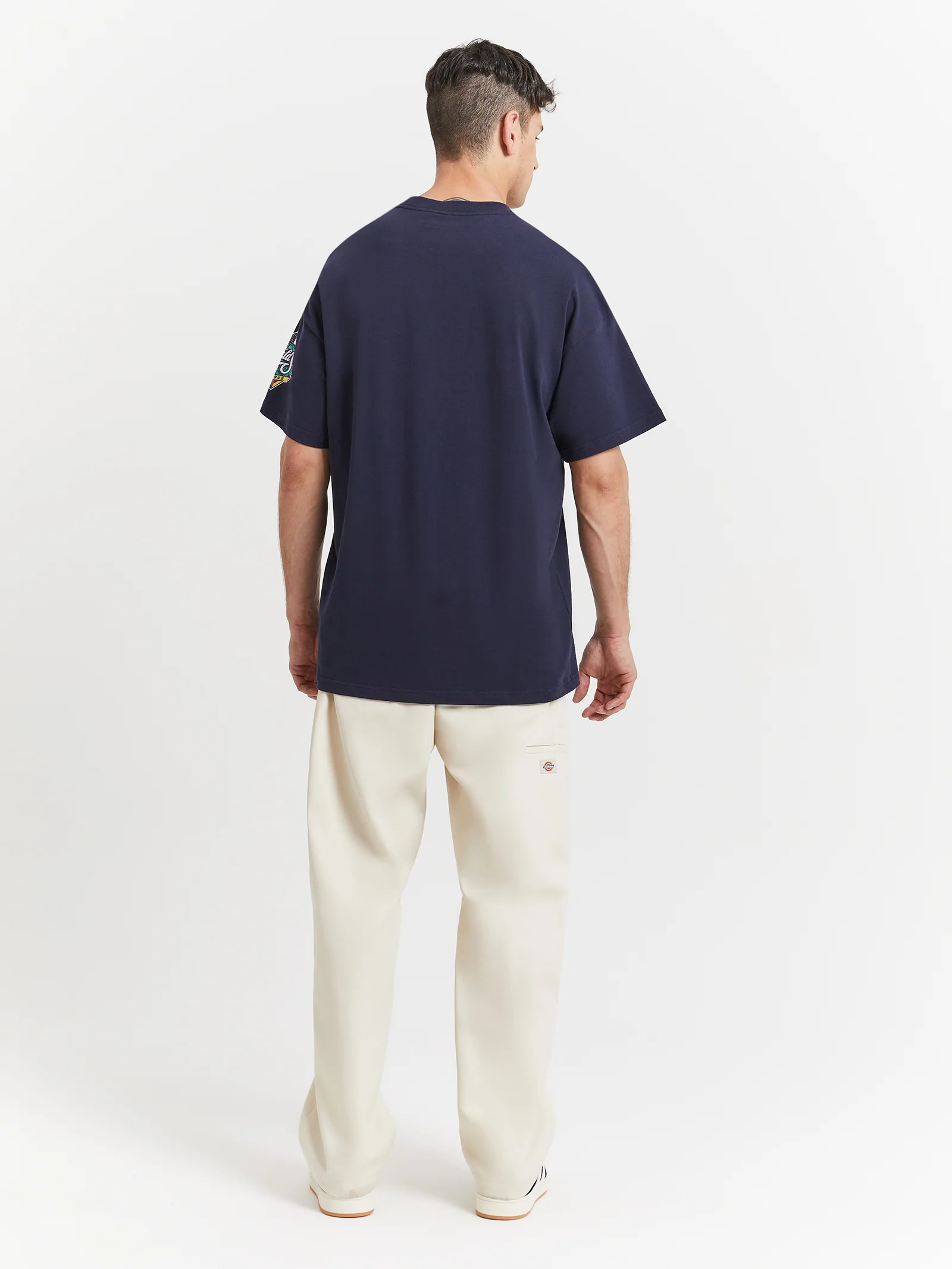 New York Yankees Crest Hit Boxy Oversized T-Shirt - Image 5