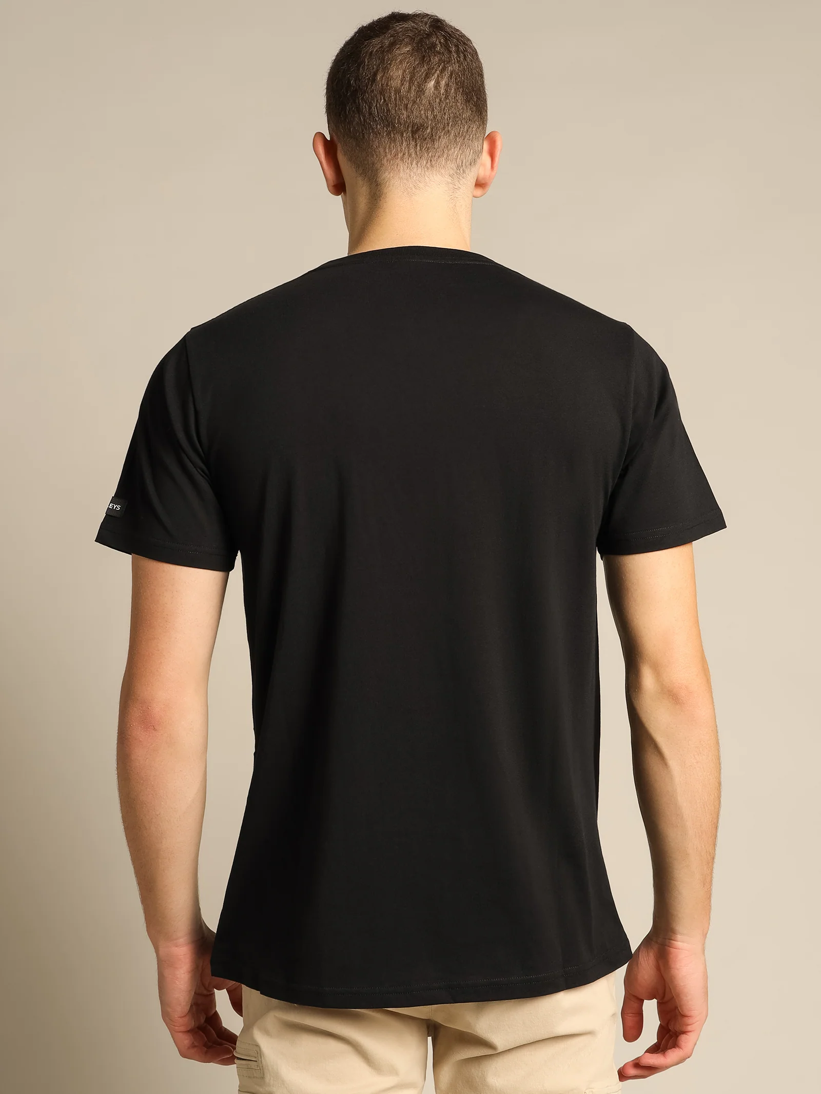 Nico T-Shirt - Image 6