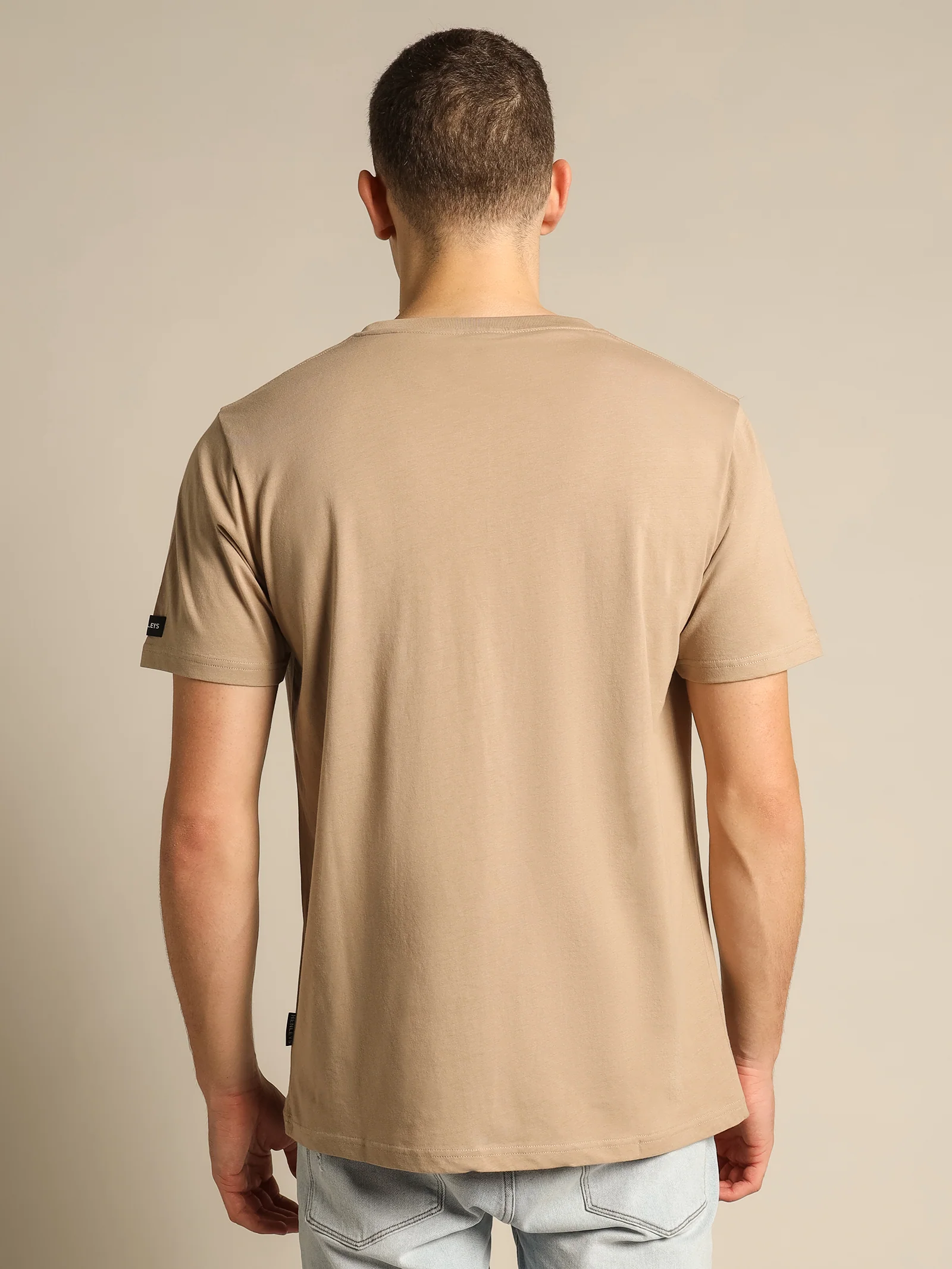 Nico T-Shirt - Image 5