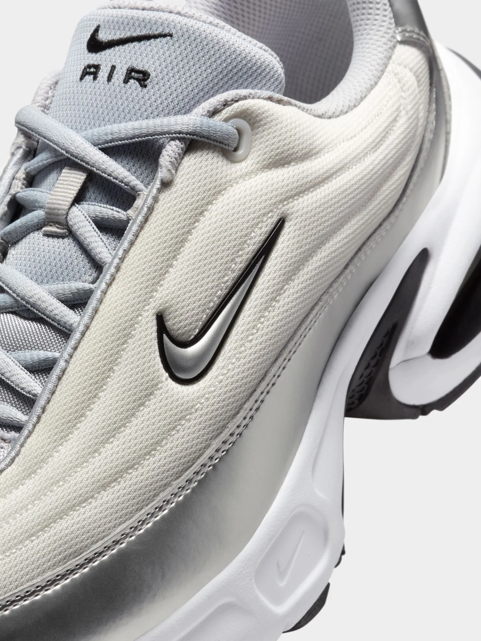 Womens Air Max Portal SE Sneakers - Image 4