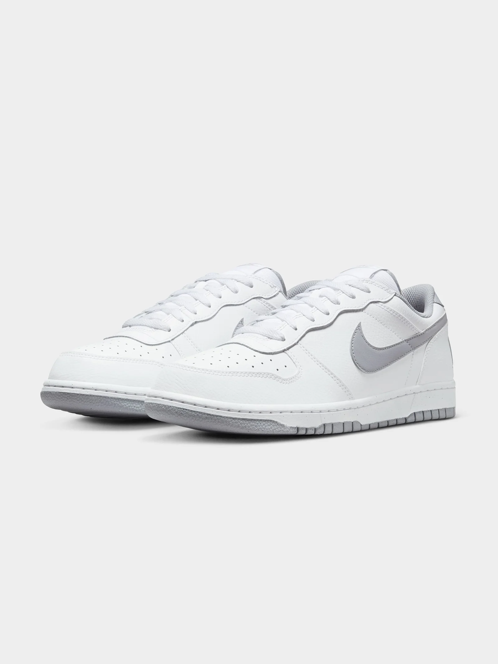 Mens Big Nike Low Sneakers - Image 6