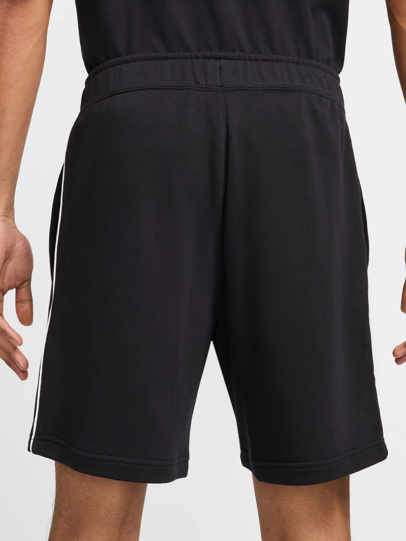 Air Short - Image 3