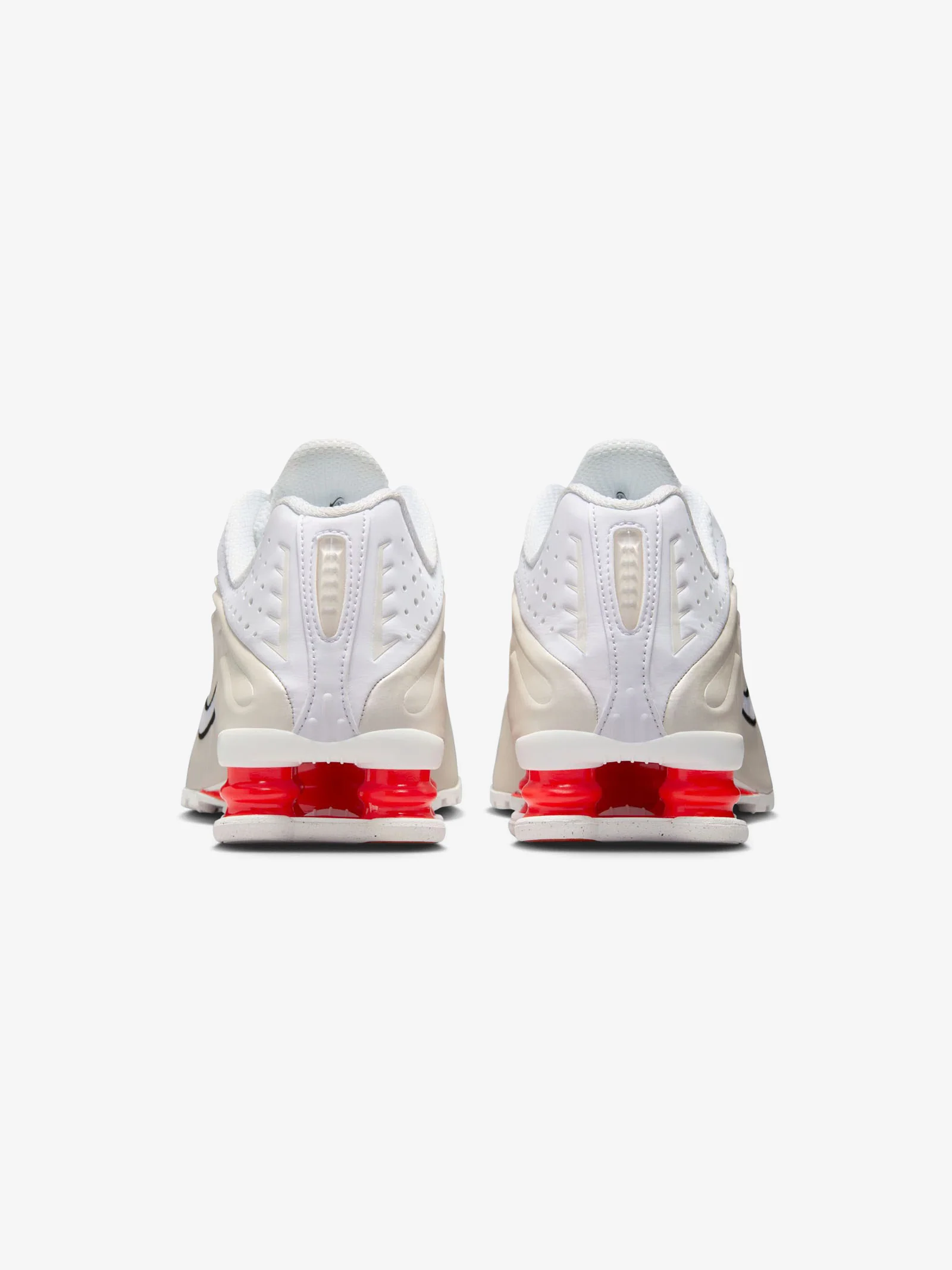 Women's Nike Shox R4 - Image 3