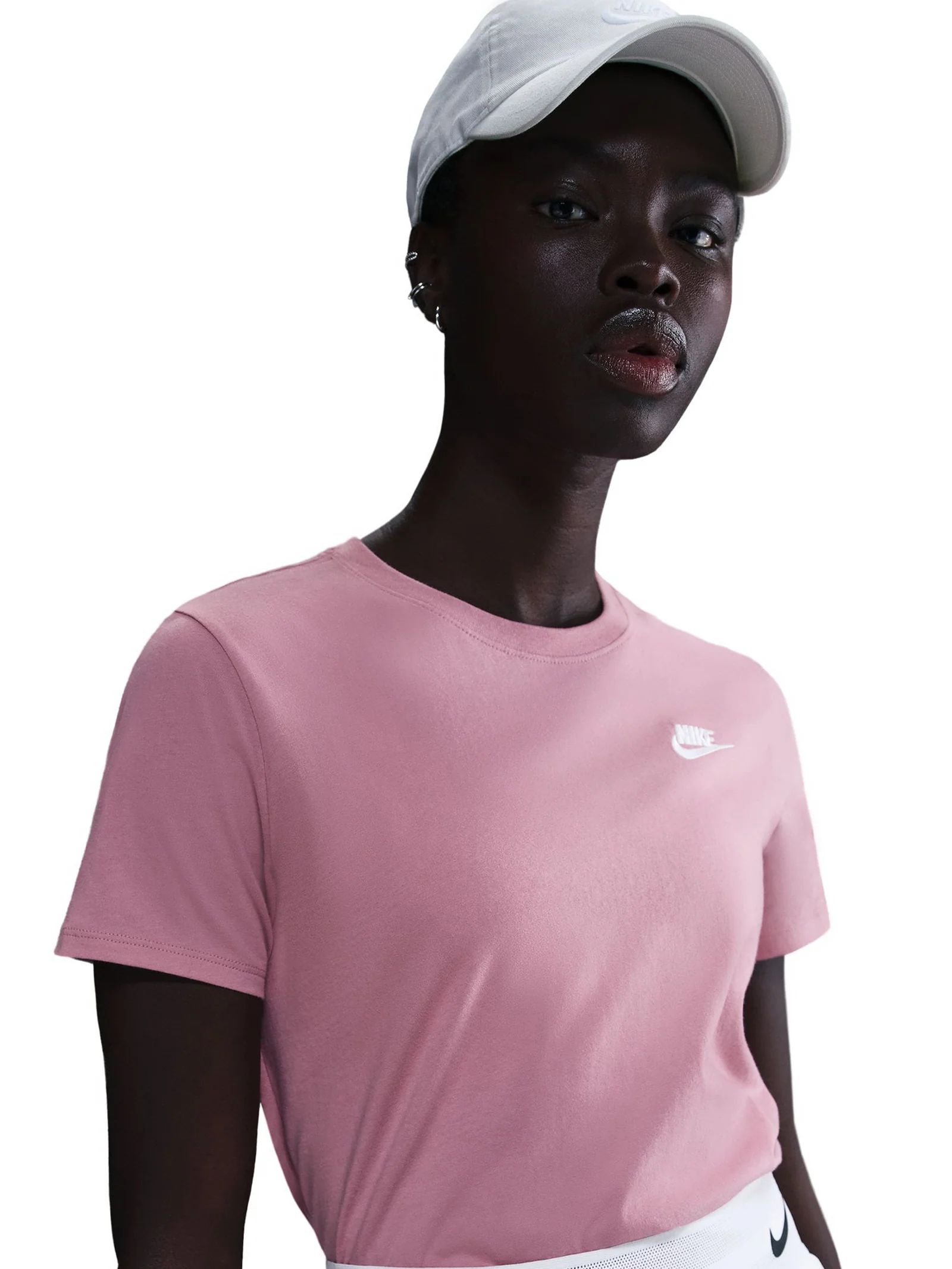 Sportswear Club Essentials Women's T-Shirt - Image 4