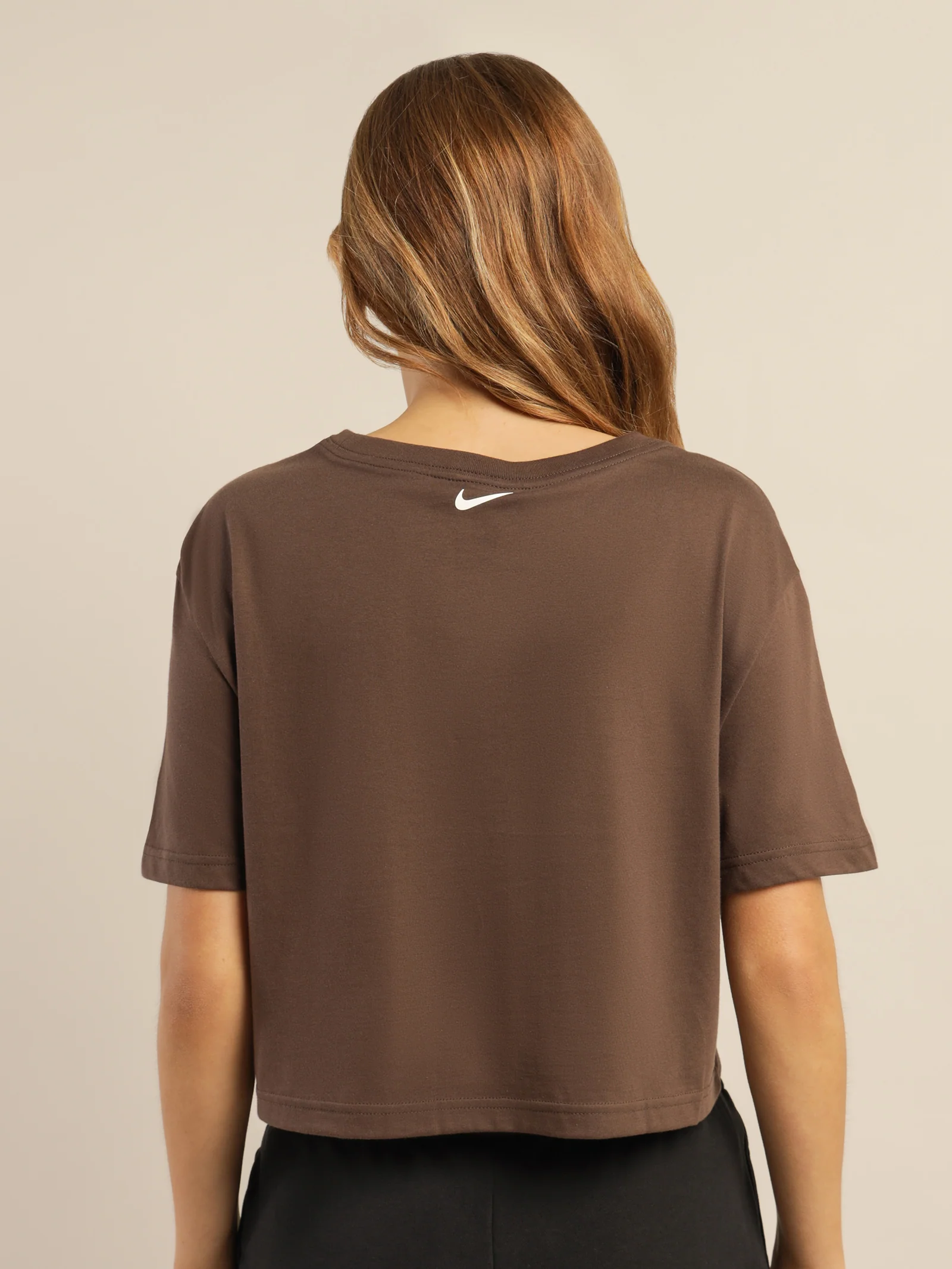 Nike Sportswear Crop Short Sleeve T-Shirt - Image 5