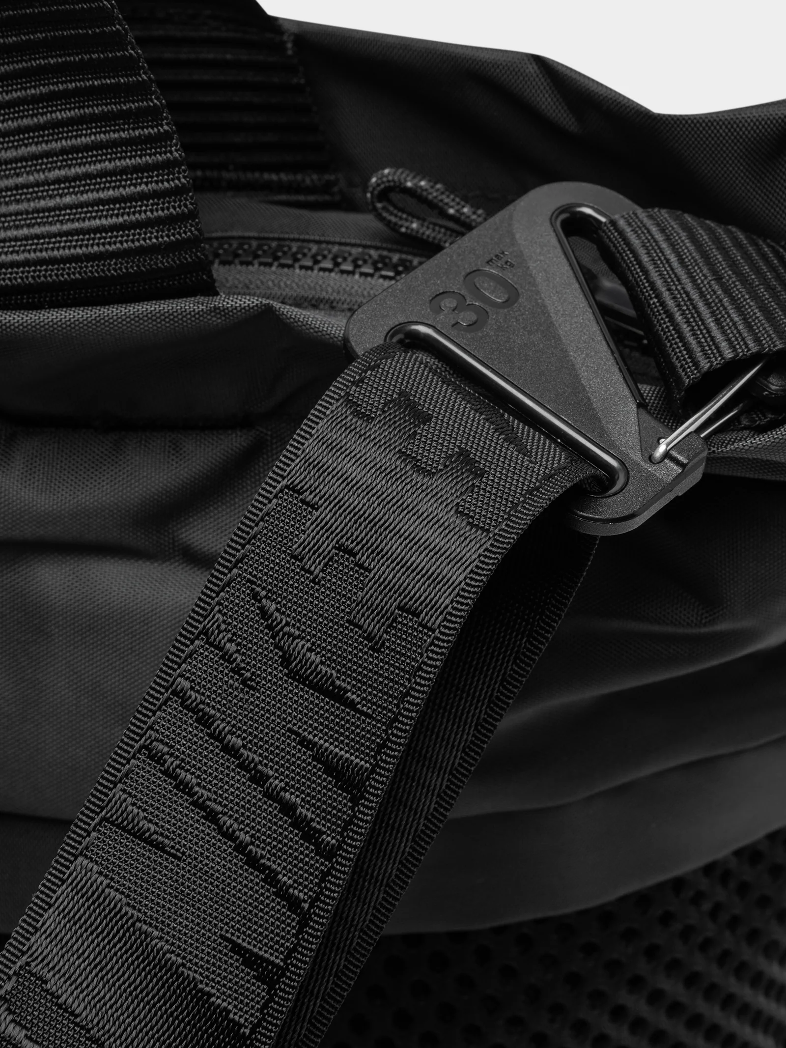 Nike Sportswear Tote - Image 4