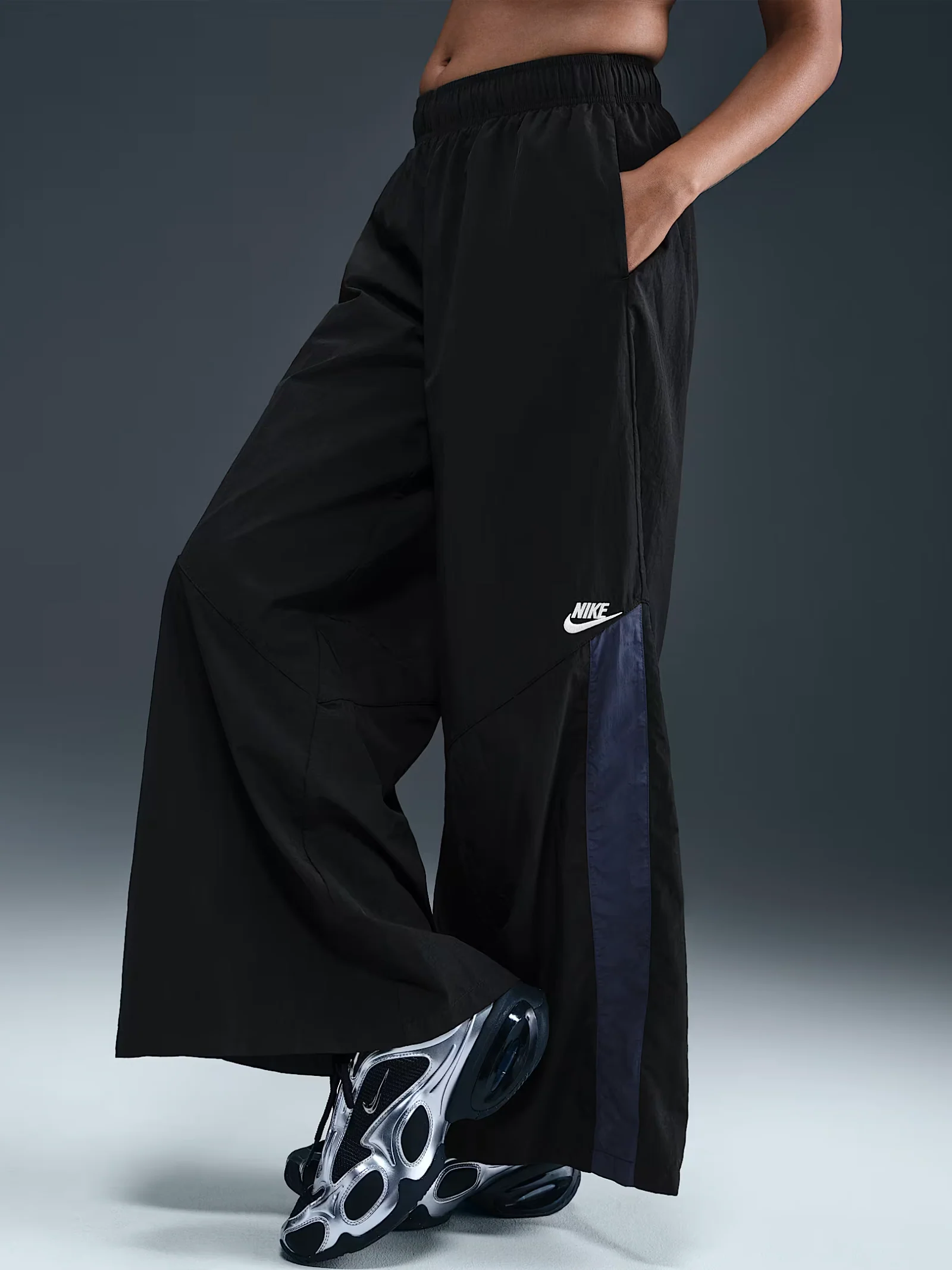 Women's Nike Sportswear Wide-Leg Woven Trousers - Image 2
