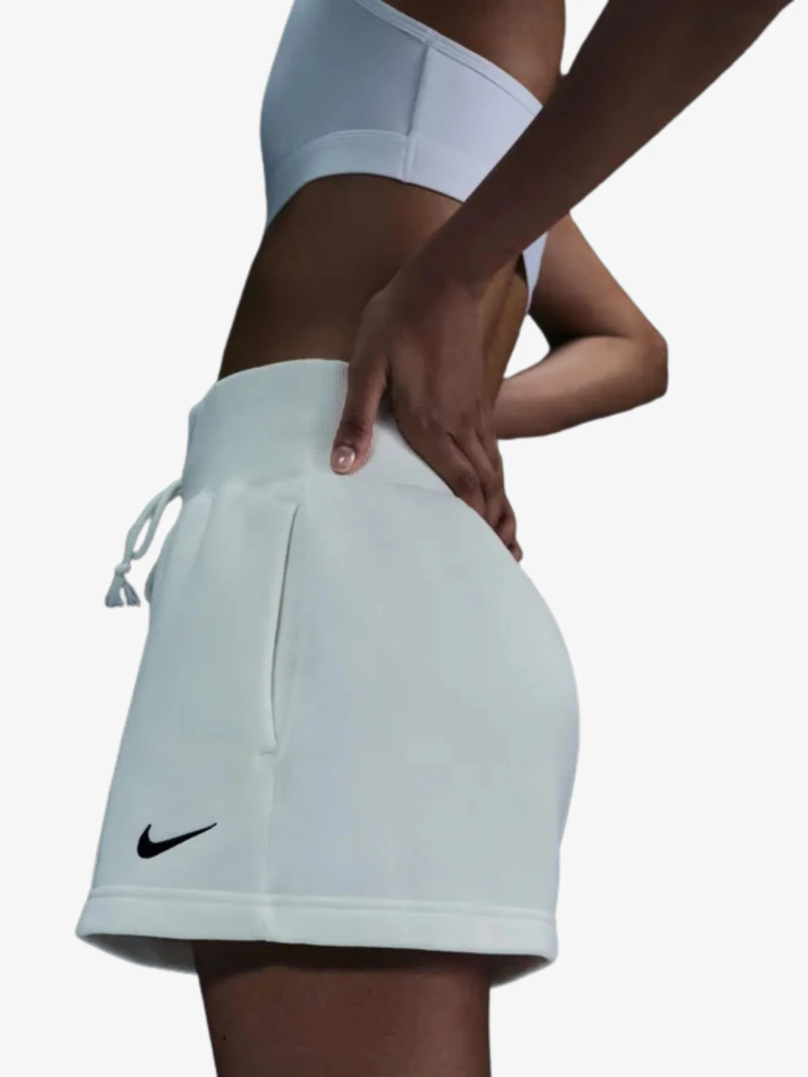 Women's High-Waisted Loose Shorts - Image 4