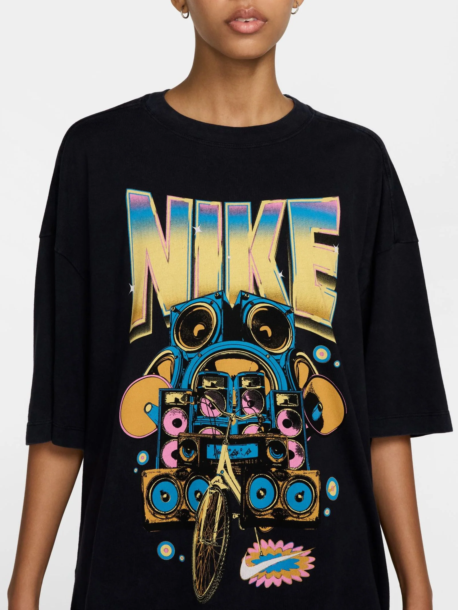 Women's Oversized Short-Sleeve T-Shirt - Image 3