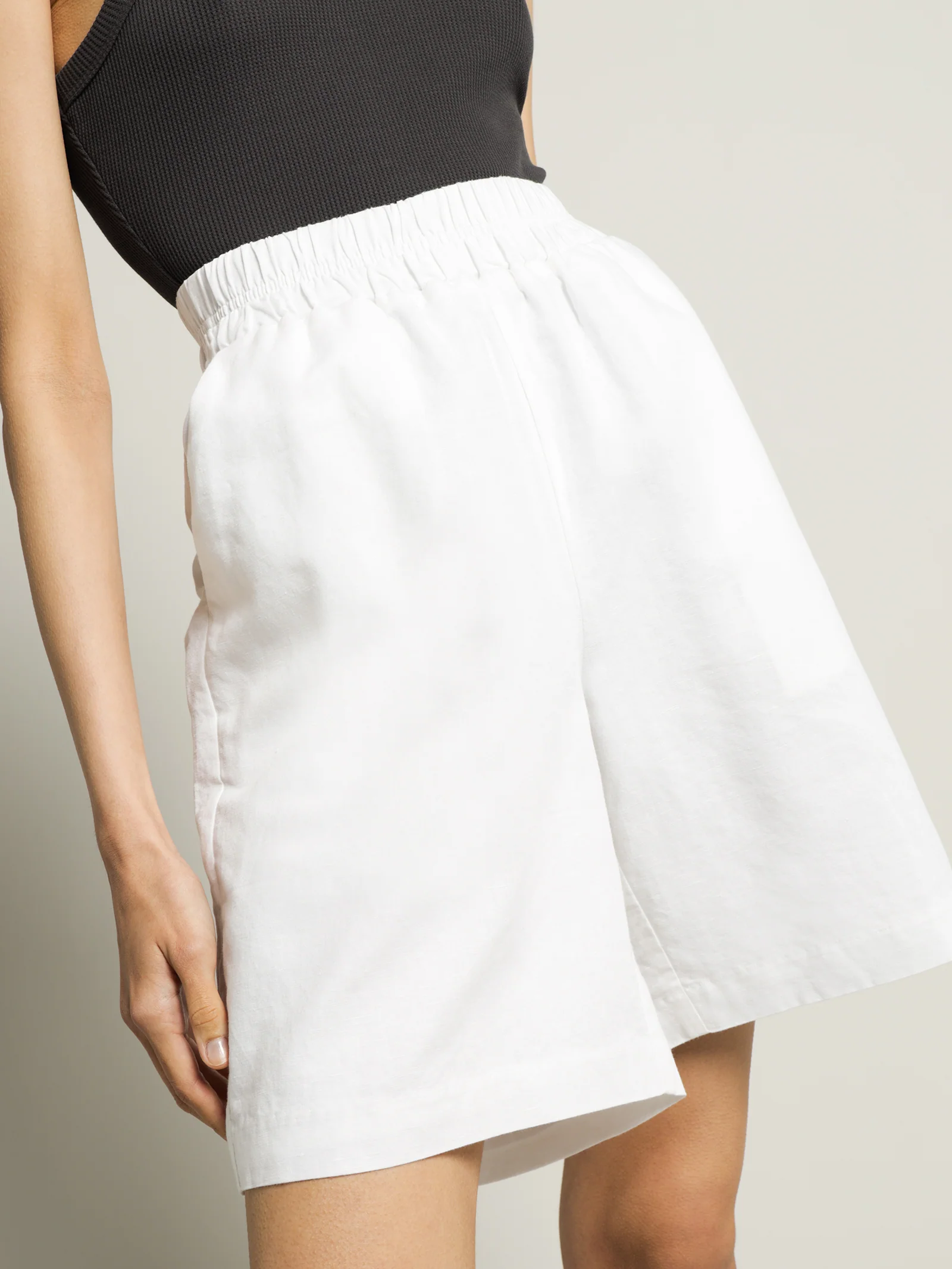 Nima Longline Shorts - Image 3