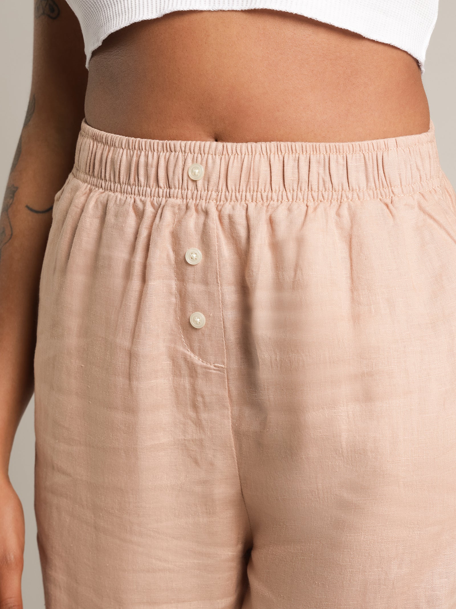 Nude Linen Lounge Crop Pant - Image 5