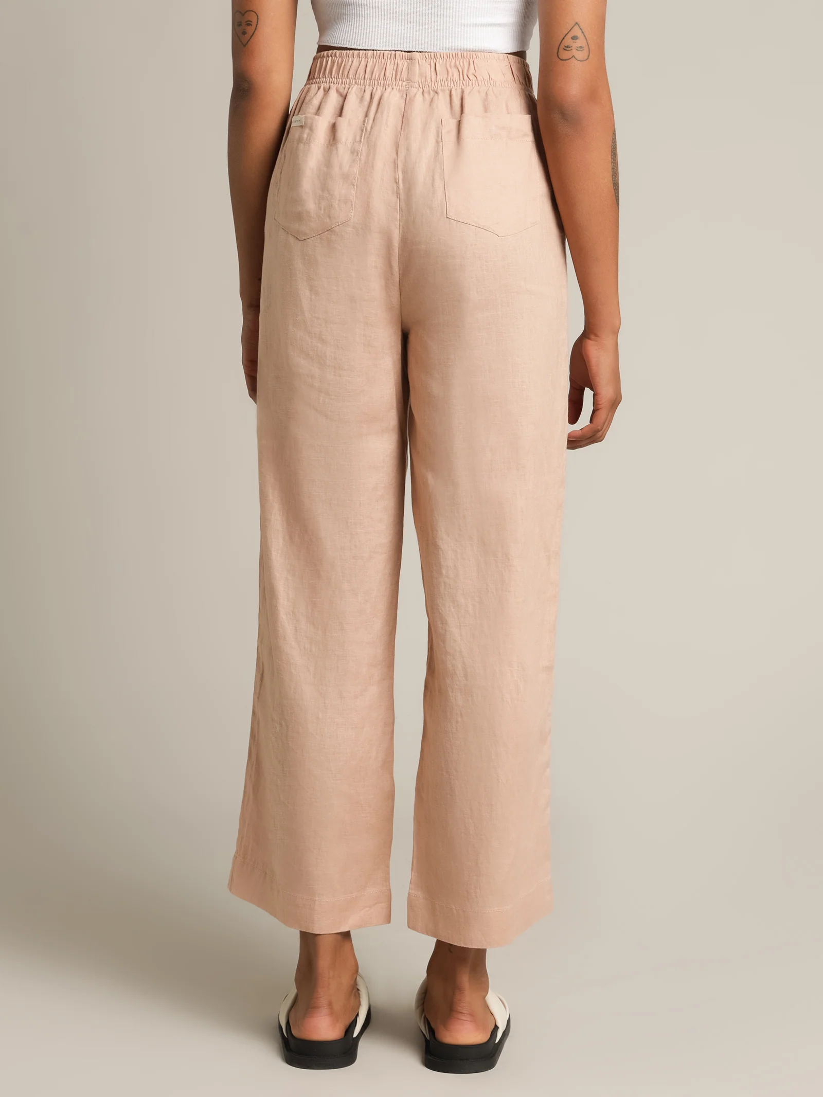 Nude Linen Lounge Crop Pant - Image 7