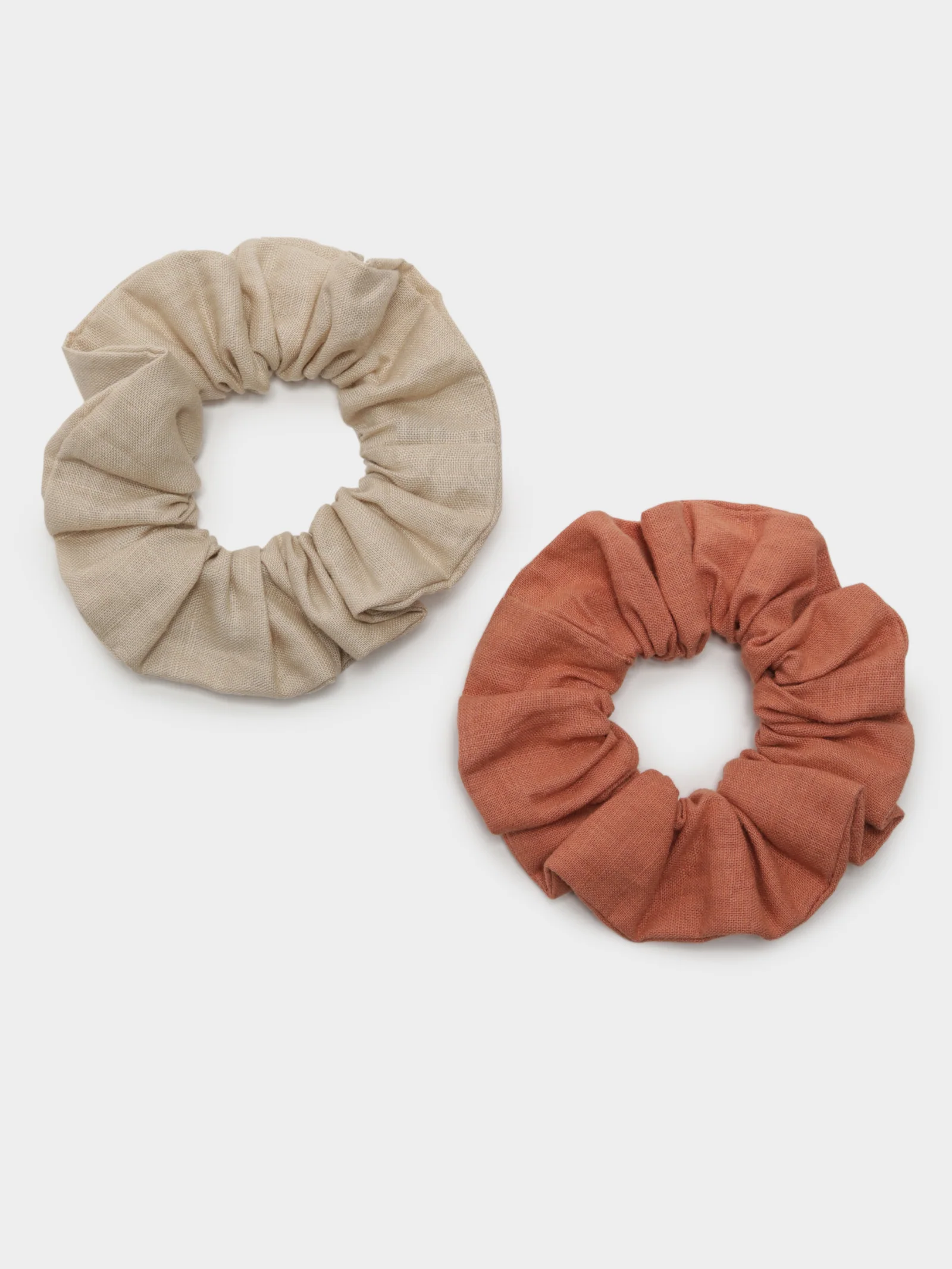 Nude Lucy Linen Scrunchie - Image 3