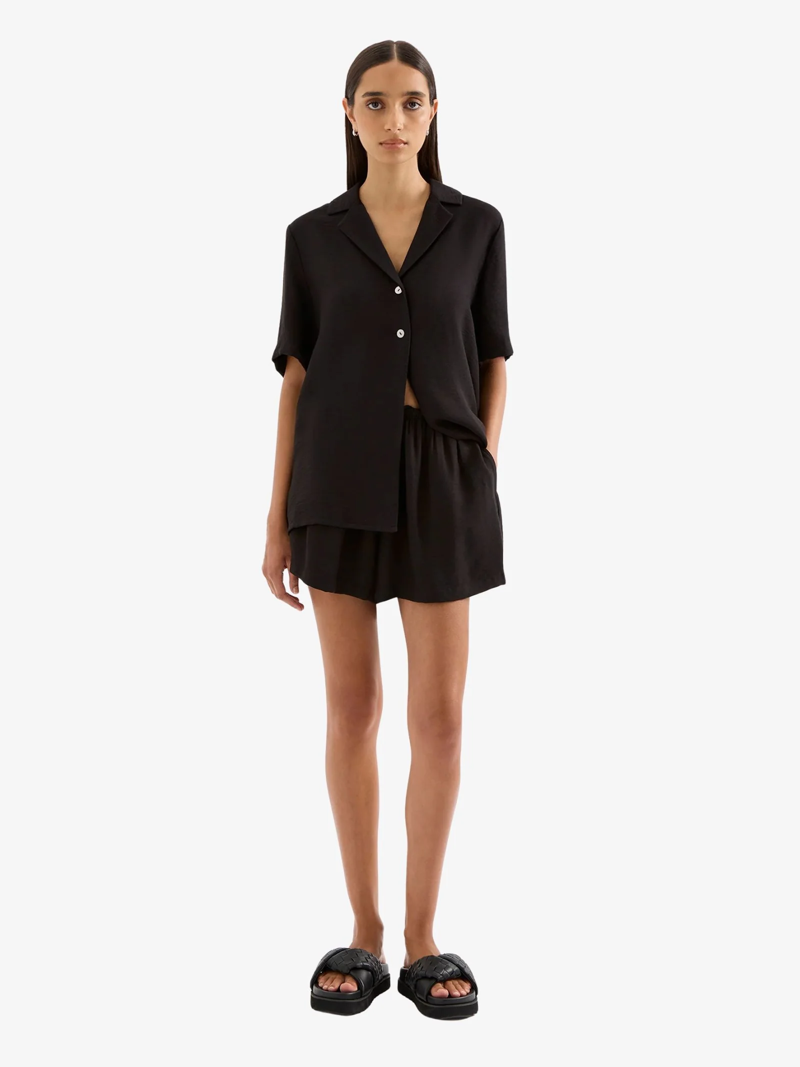 Mona Shorts - Image 4
