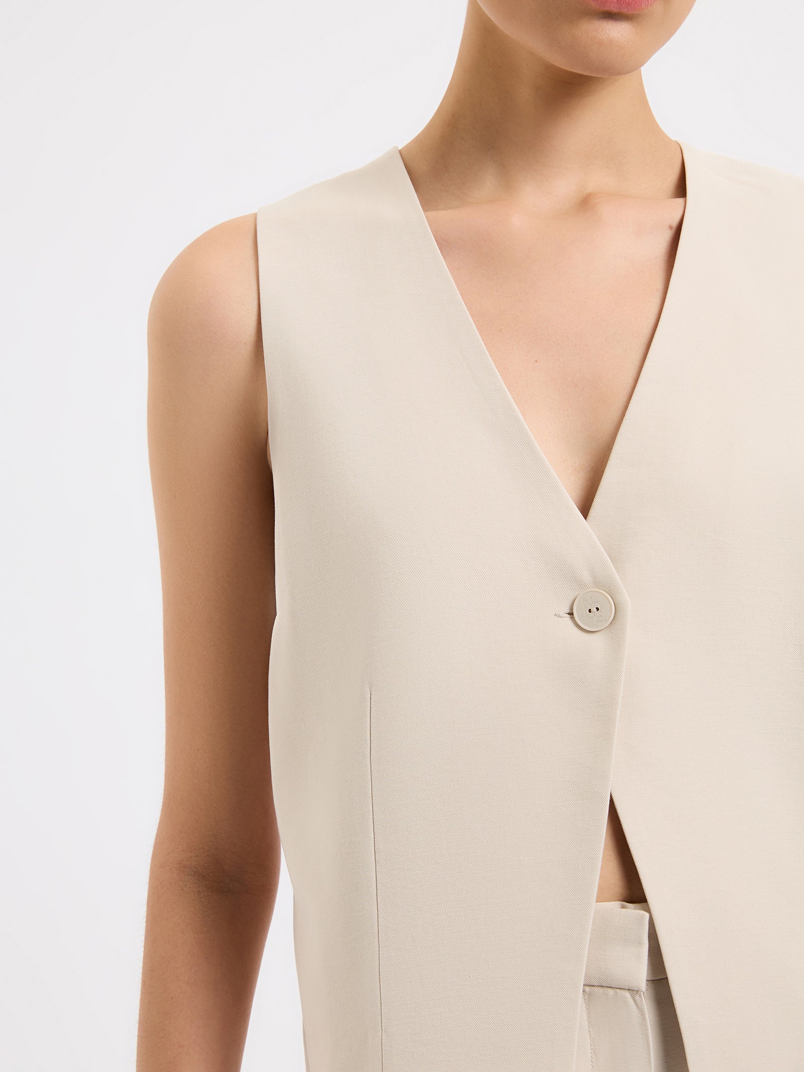Petra Vest - Image 4