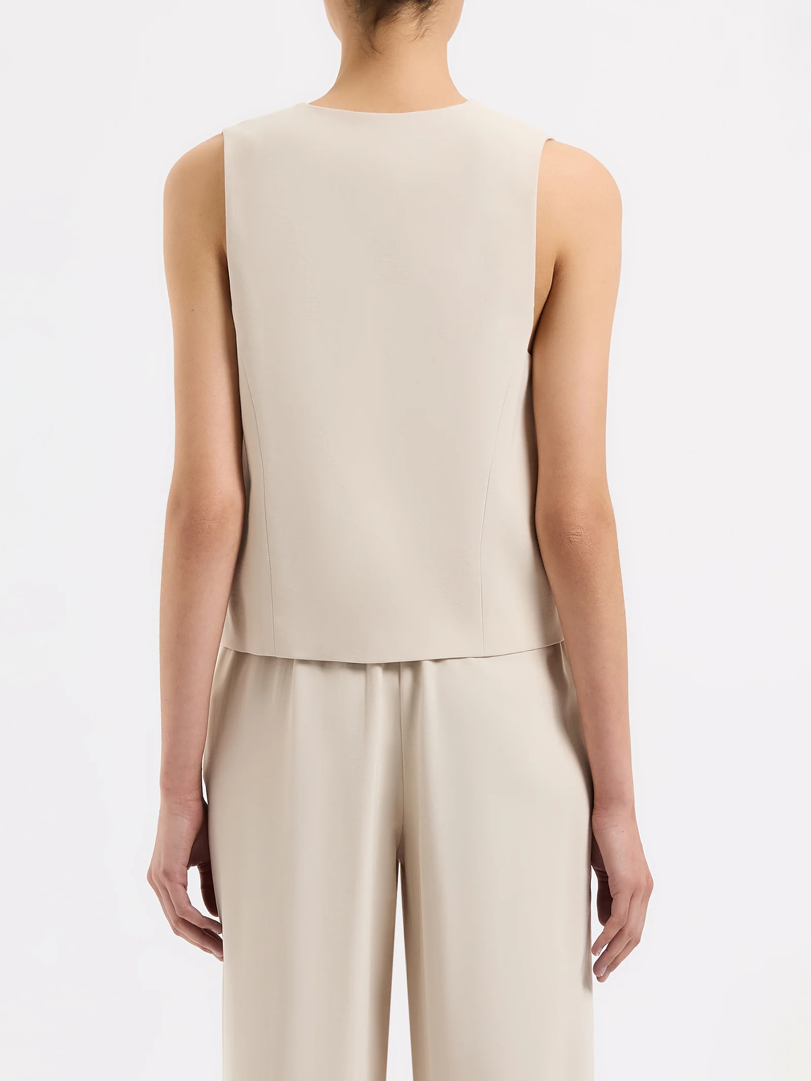 Petra Vest - Image 8