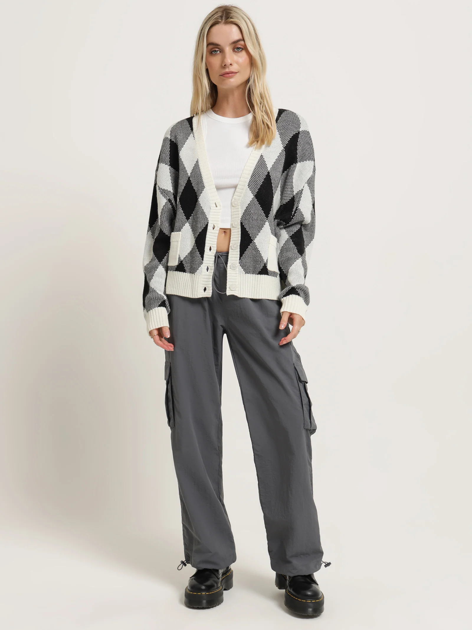 Nylon Low-Rise Cargo Pants - Image 5