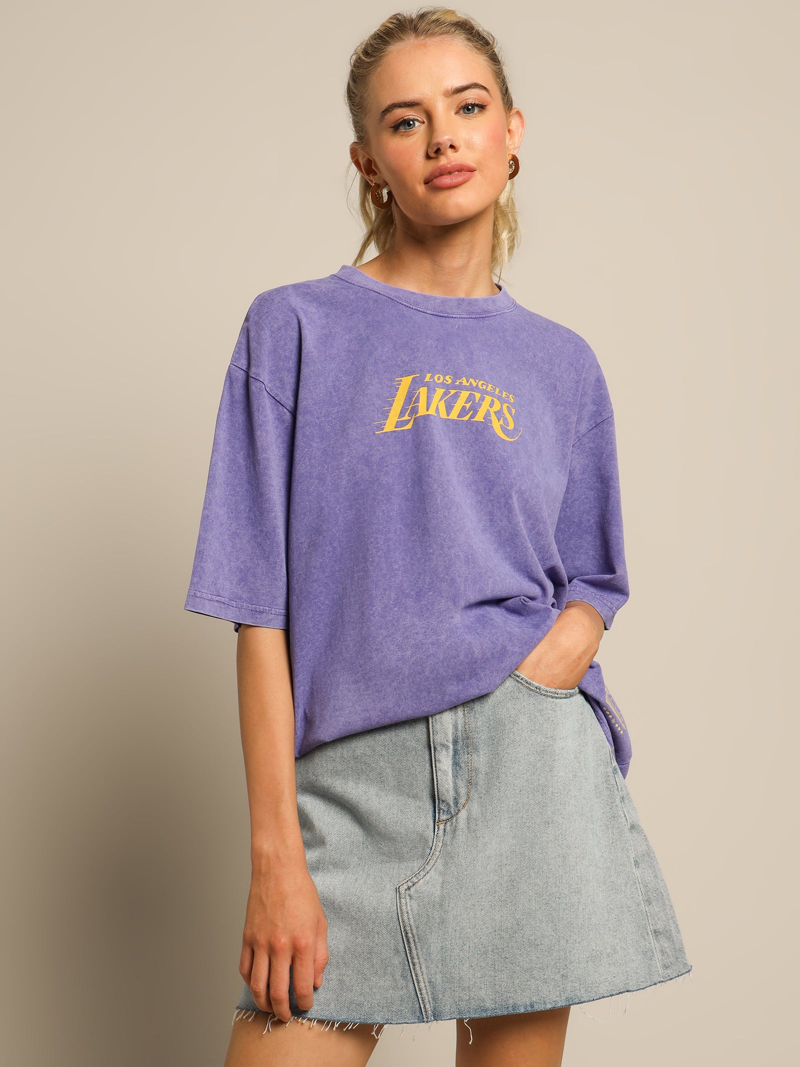 Old School 1987 Lakers T-Shirt - Image 2