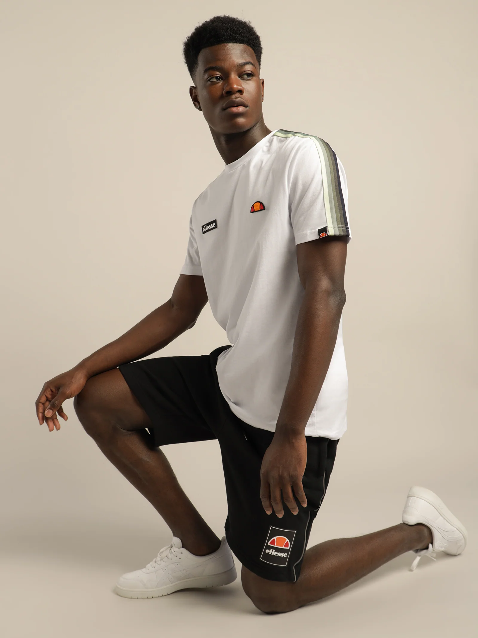 Ollino Shorts - Image 2