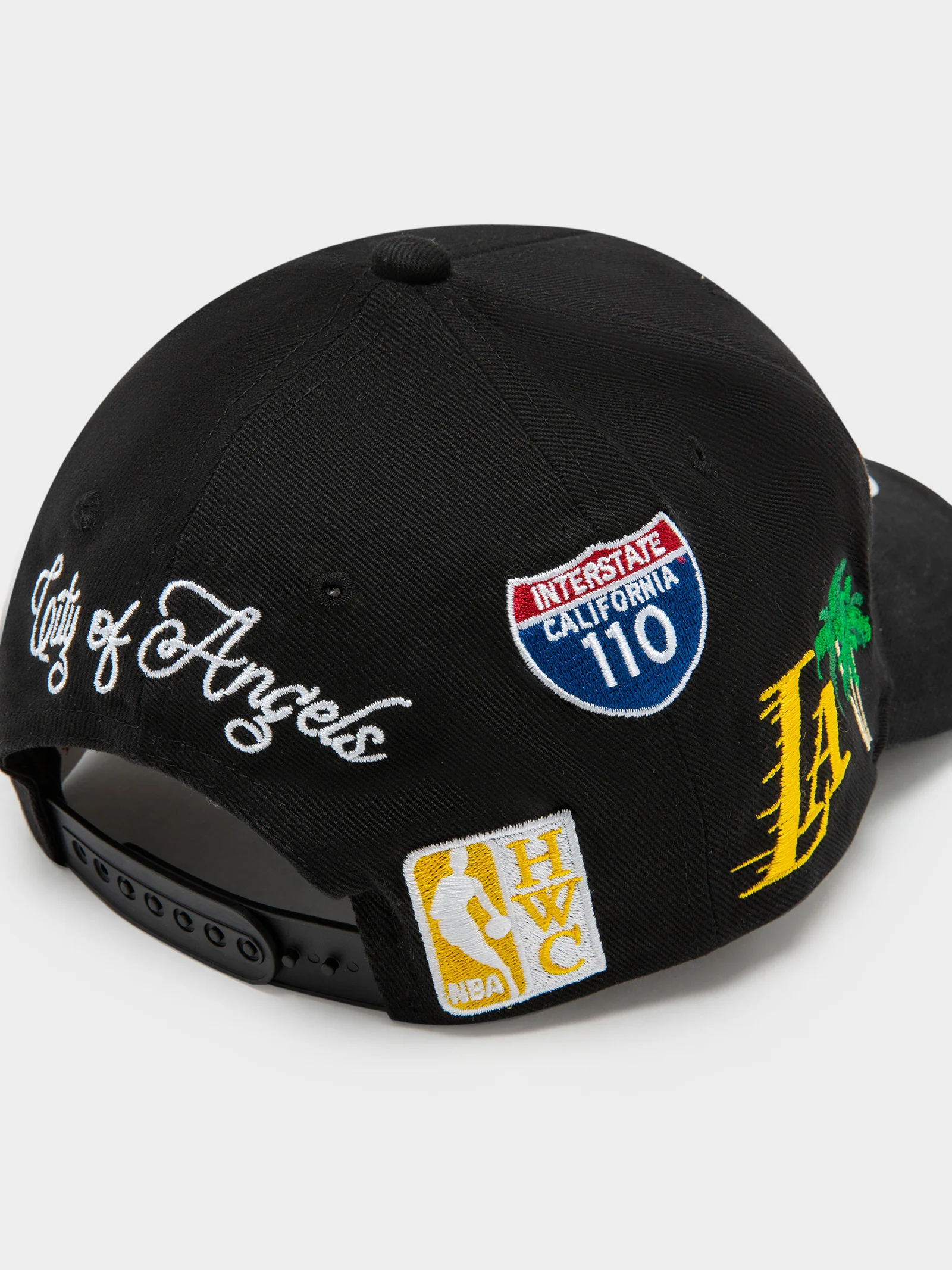 One Love PCRWN Lakers Cap - Image 4