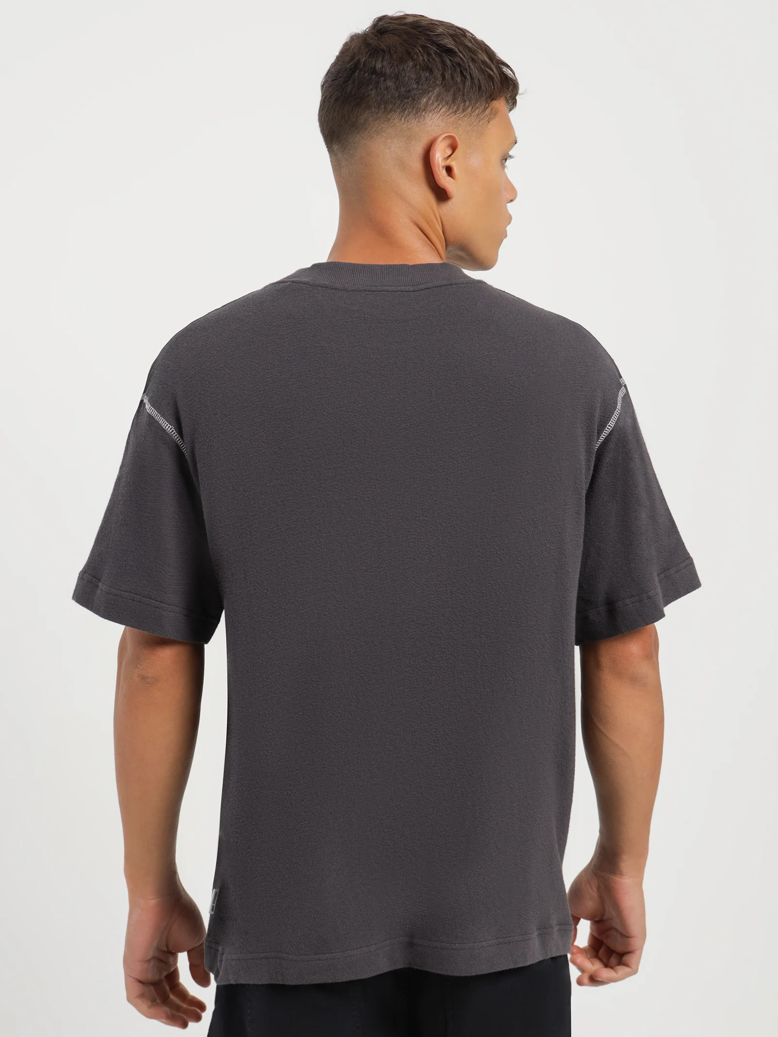 Outline Logo T-Shirt - Image 5